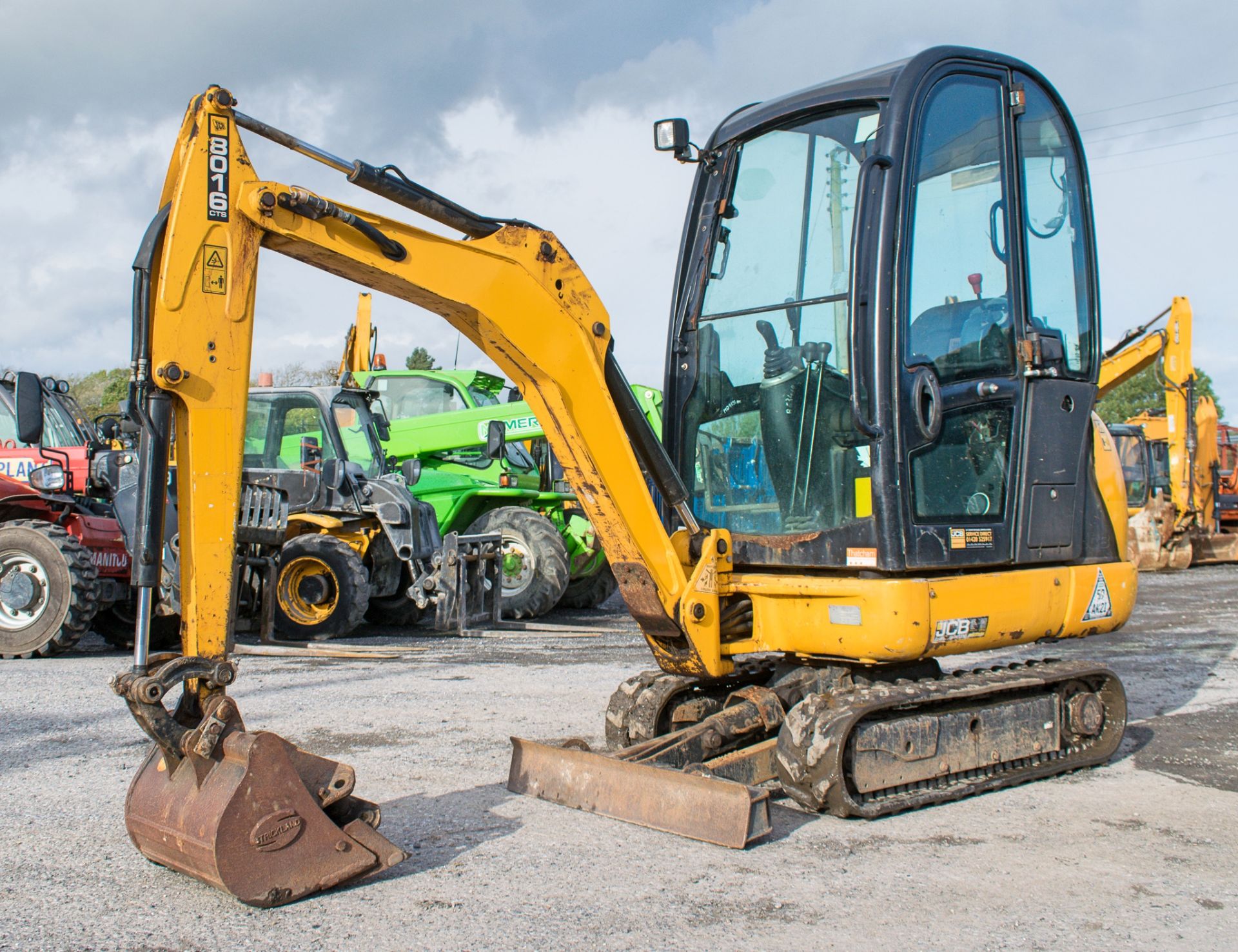 JCB 801.6 1.5 tonne rubber tracked mini excavator Year: 2014 S/N: 2071579 Recorded Hours: 1935