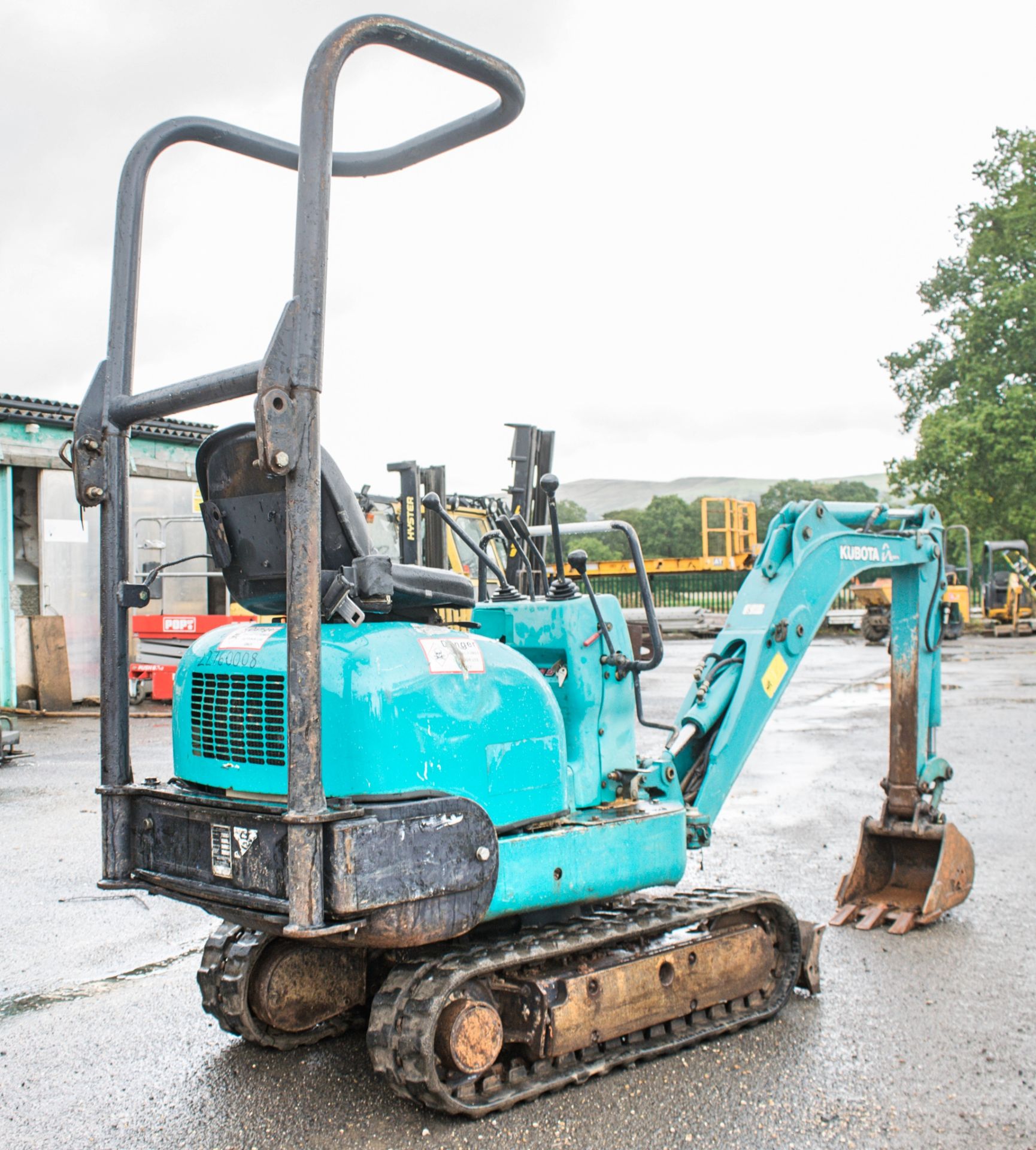 Kubota K008 0.8 tonne rubber tracked excavator Year: S/N: Recorded Hours: 3423 blade, expandable - Image 4 of 12