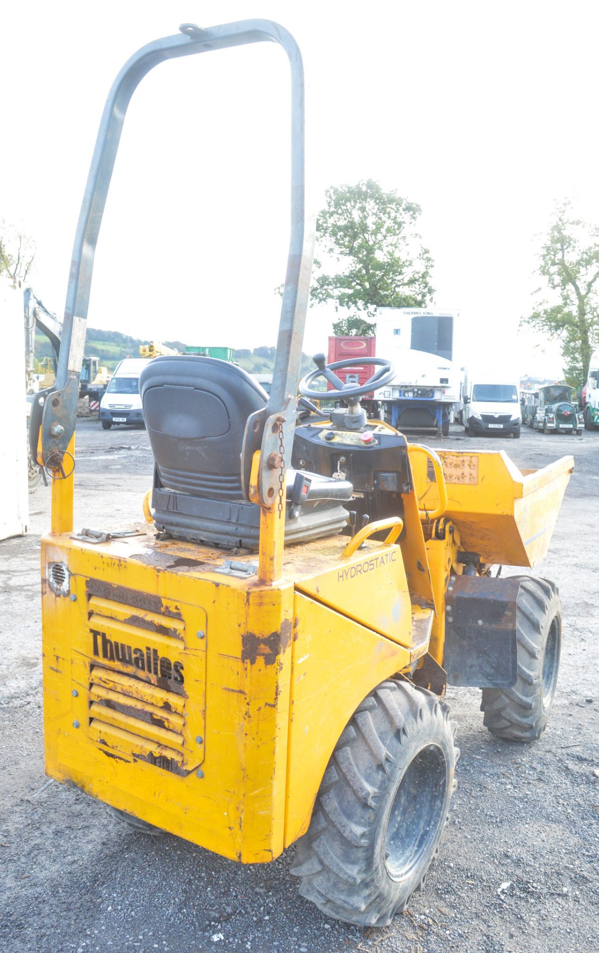 Thwaites 1 tonne hi-tip dumper Year: 2005 S/N: 7592 Recorded Hours: 2176 - Image 4 of 9