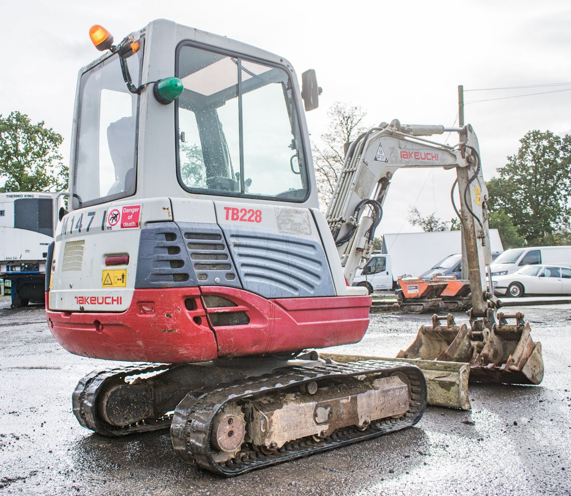 Takeuchi TB228 2.8 tonne rubber tracked mini excavator Year: 2012 S/N: 122801768 Recorded Hours: Not - Image 4 of 18