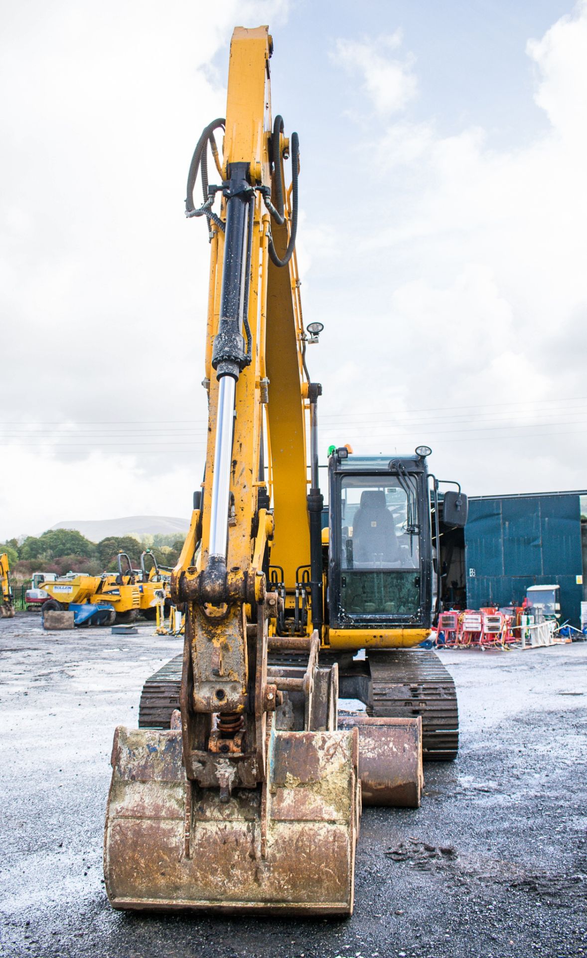 JCB JS130 LC 14 tonne steel tracked excavator Year: 2014 S/N: 2441322 Recorded Hours: 5921 auxillary - Image 5 of 23