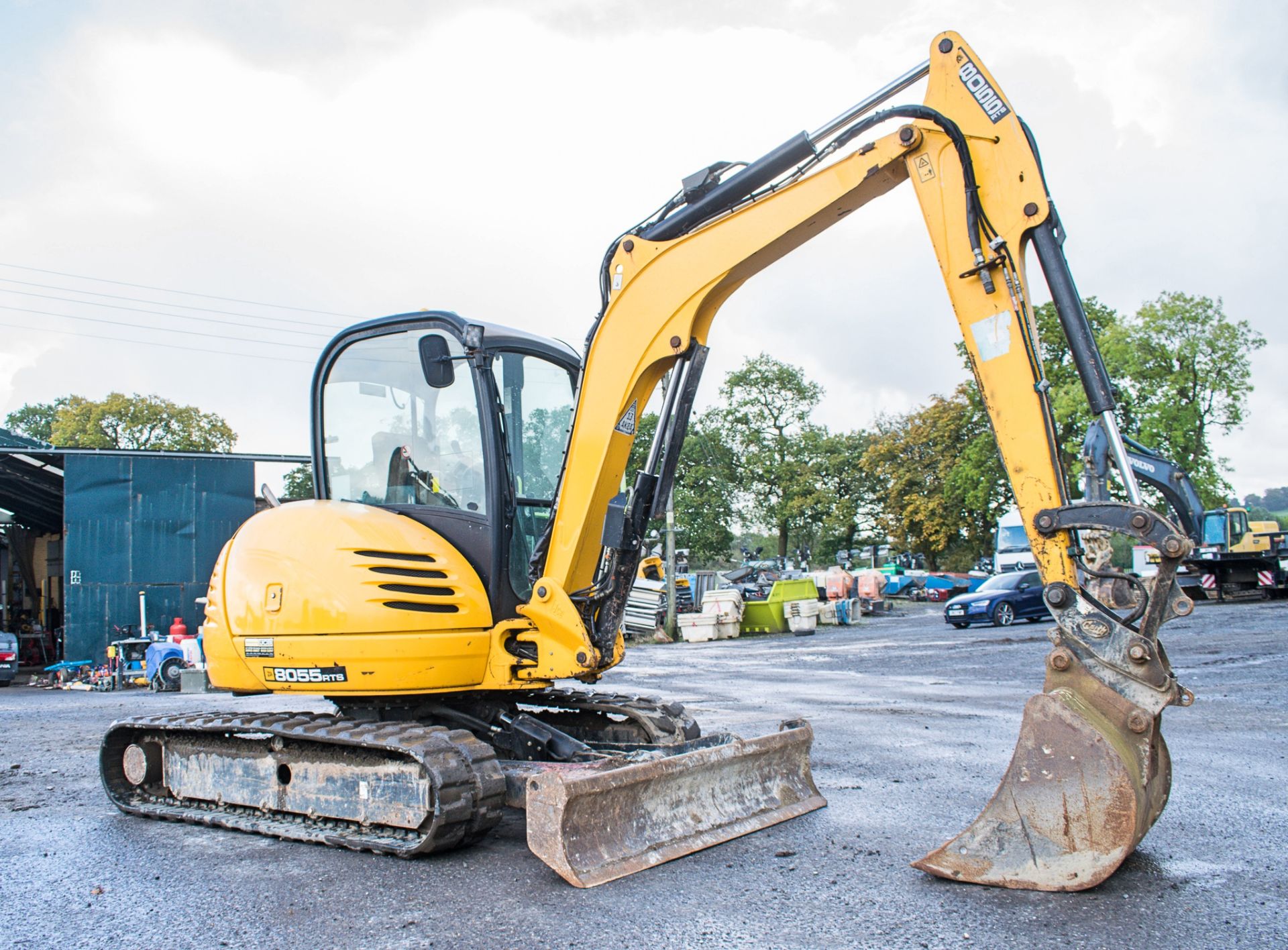 JCB 8055 5 tonne zero tail swing rubber tracked excavator Year: 2014 S/N: 2426035 Recorded Hours: - Image 2 of 21
