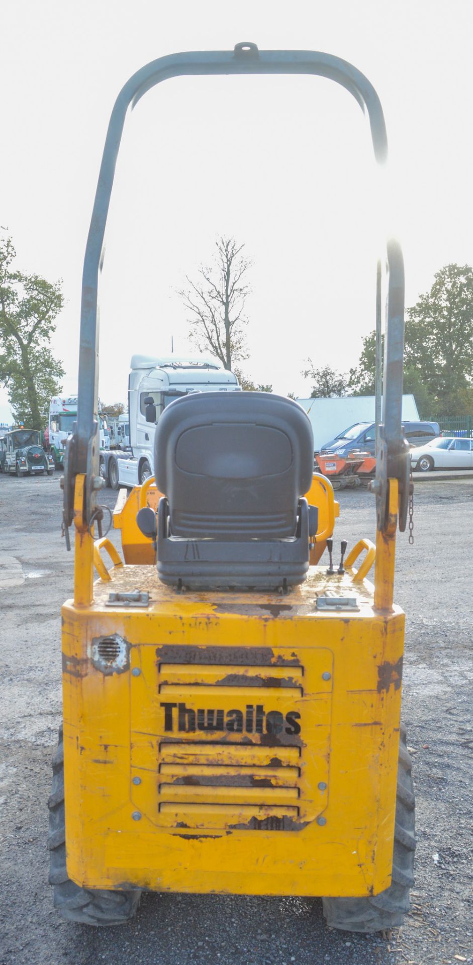 Thwaites 1 tonne hi-tip dumper Year: 2005 S/N: 7592 Recorded Hours: 2176 - Image 6 of 9