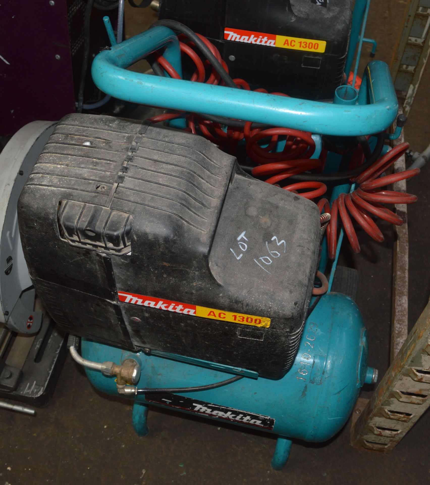 Makita AC1300 110 volt air compressor