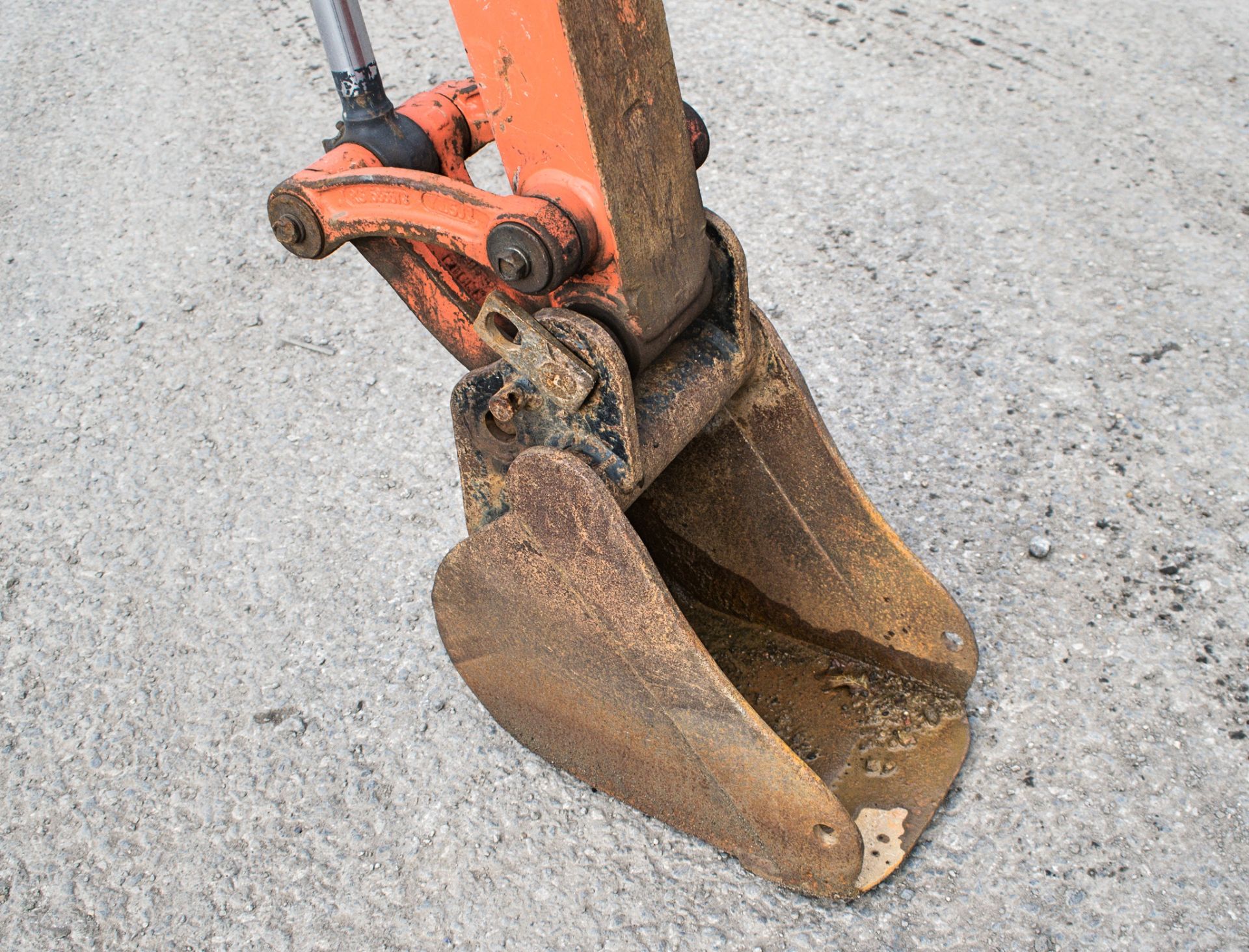 Kubota KX016-4 1.6 tonne rubber tracked mini excavator  Year: 2016 S/N: 60359 Recorded hours: 1626 - Image 11 of 18