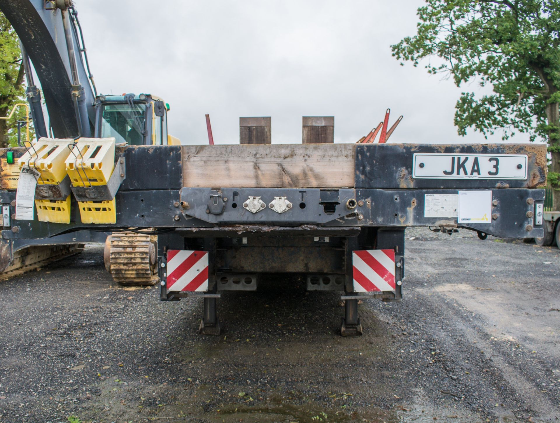 Faymonville STN-3U 13.6 metre step frame tri-axle low loader trailer  Year: 2010 S/N: 309100009291 - Image 7 of 12