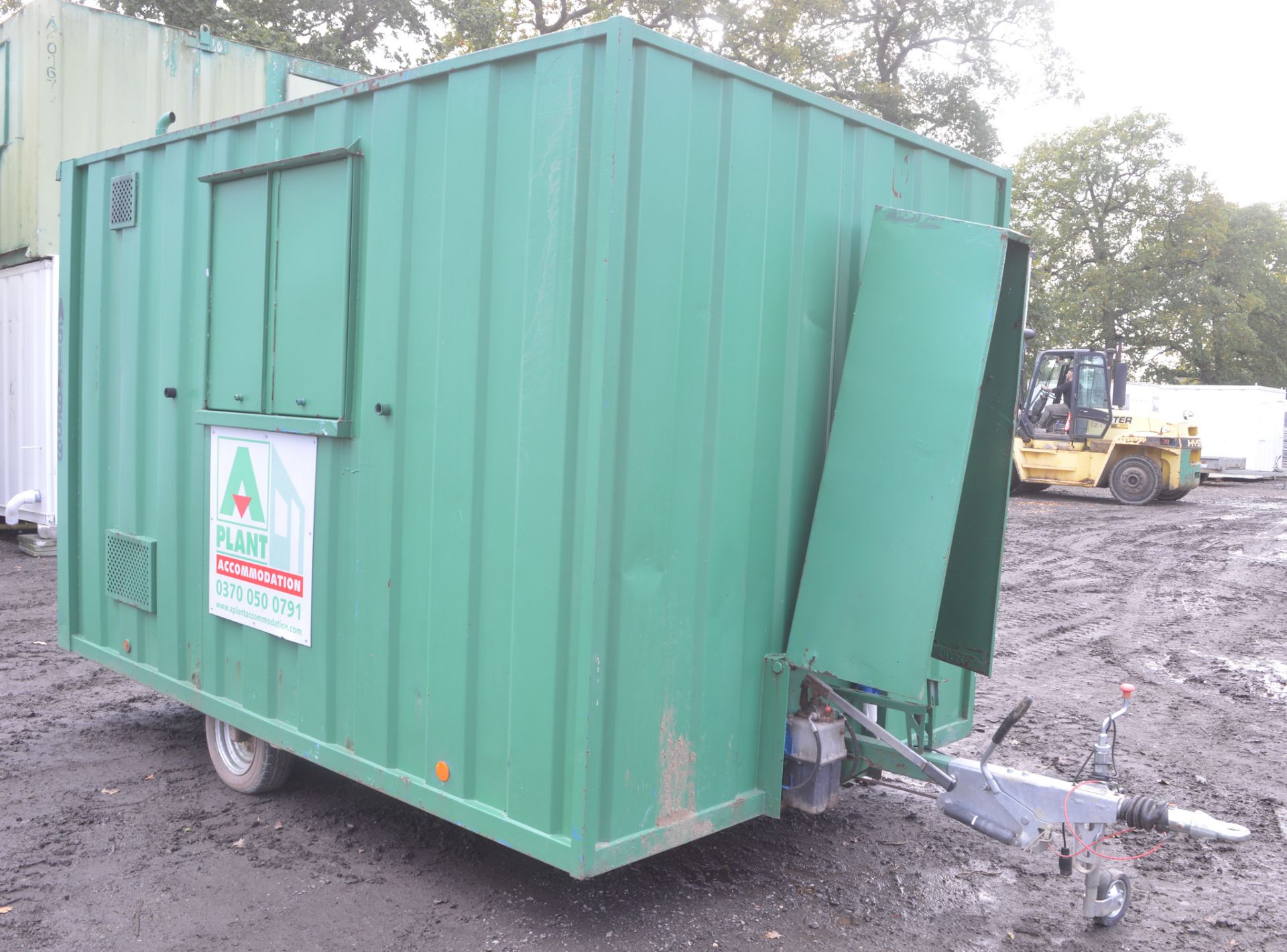 Groundhog 12 ft x 8 ft steel anti vandal mobile fast tow site welfare unit  Comprising kitchen,