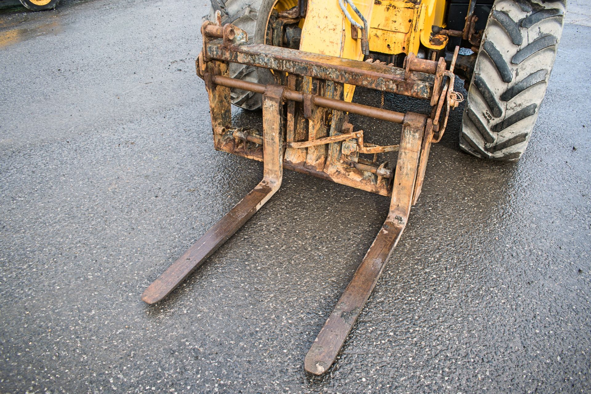 JCB 535-95 9.5 metre telescopic handler Year: 2014 S/N: 2342130 Recorded Hours: 1848 A638500 - Image 11 of 19