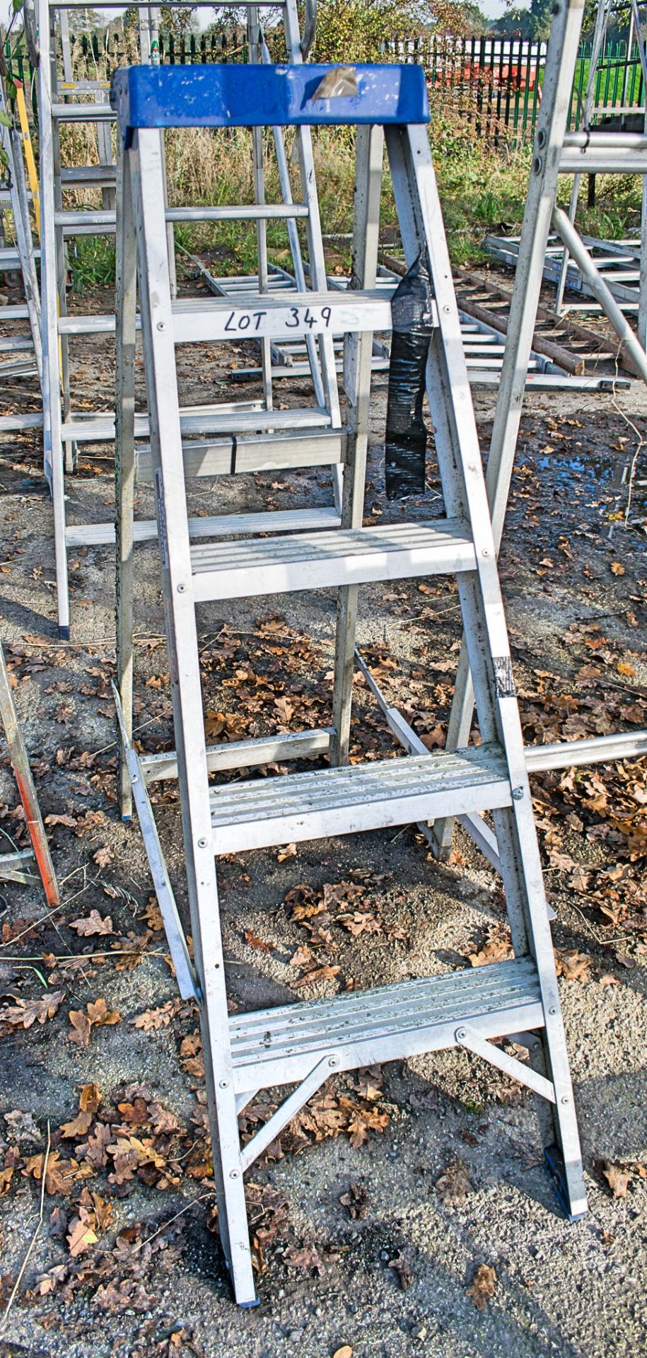 Clow 5 tread aluminium step ladder