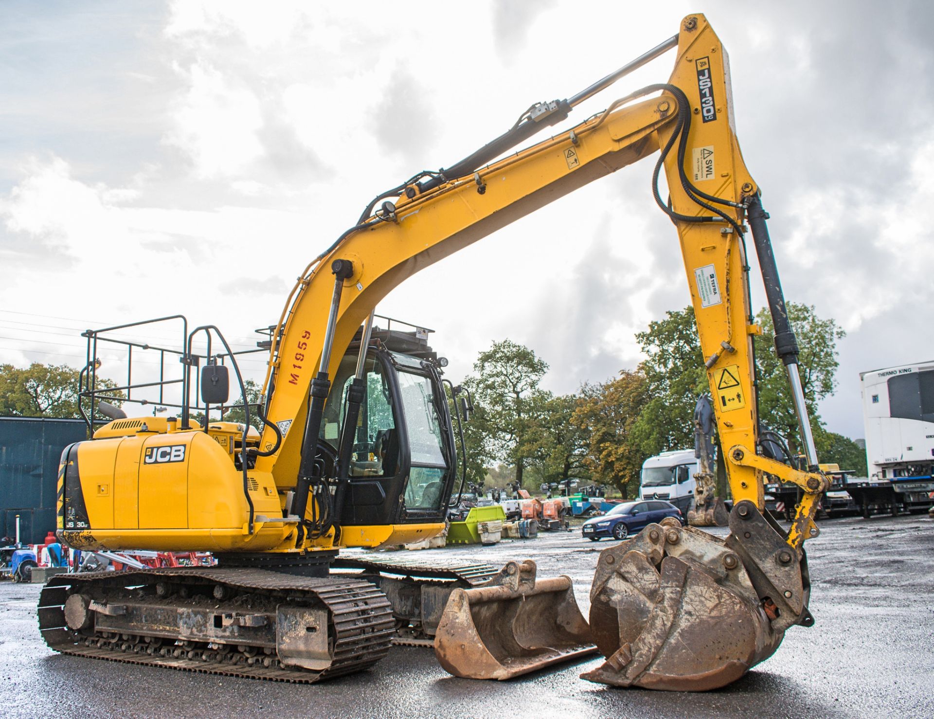 JCB JS130 LC 14 tonne steel tracked excavator Year: 2015 S/N: 2134750 Recorded Hours: 5841 auxillary - Image 2 of 22