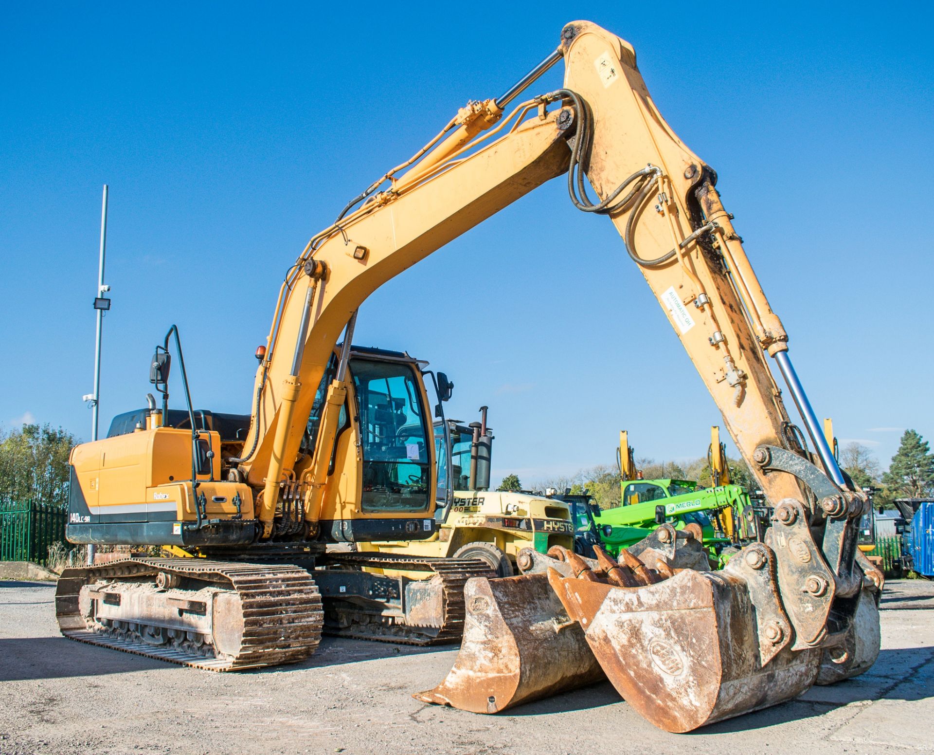 2016 Hyundai R140 LC -9A 14 tonne steel tracked excavator  Year: 2016 S/N: HHKHZ409PG0000700 - Image 2 of 26