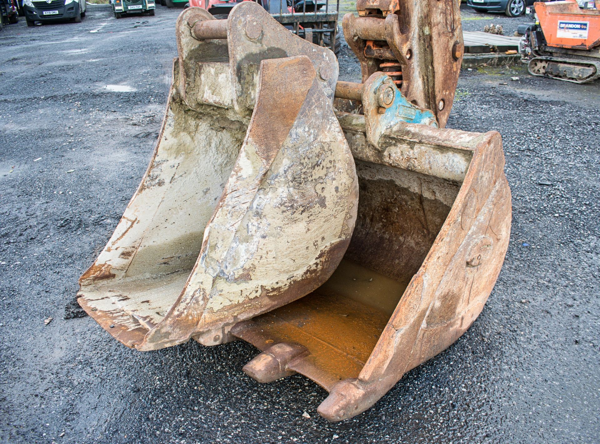 JCB JS130 LC 14 tonne steel tracked excavator Year: 2014 S/N: 2441322 Recorded Hours: 5921 auxillary - Image 11 of 23