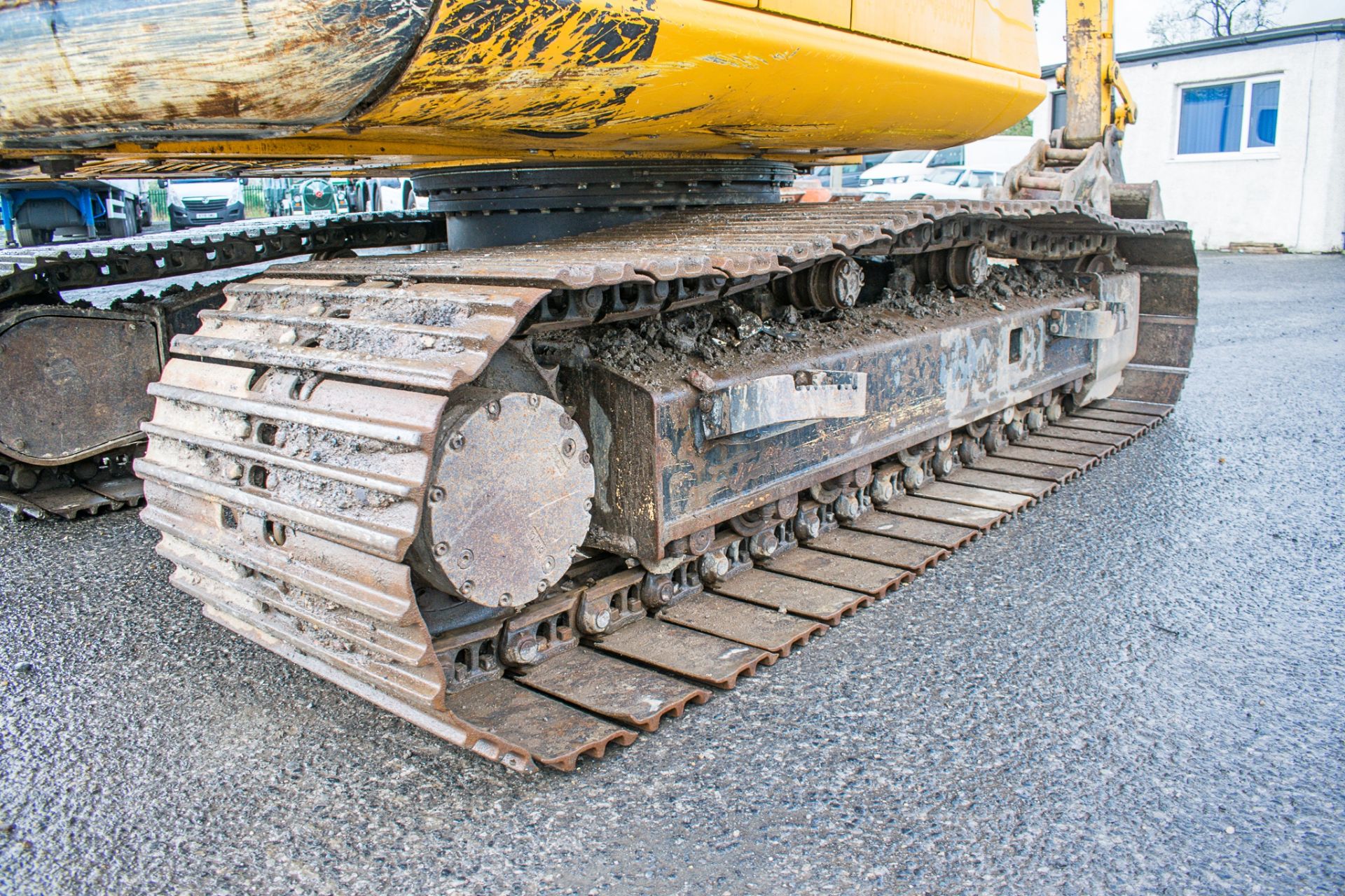 JCB JS130 LC 14 tonne steel tracked excavator Year: 2015 S/N: 2134750 Recorded Hours: 5841 auxillary - Image 9 of 22