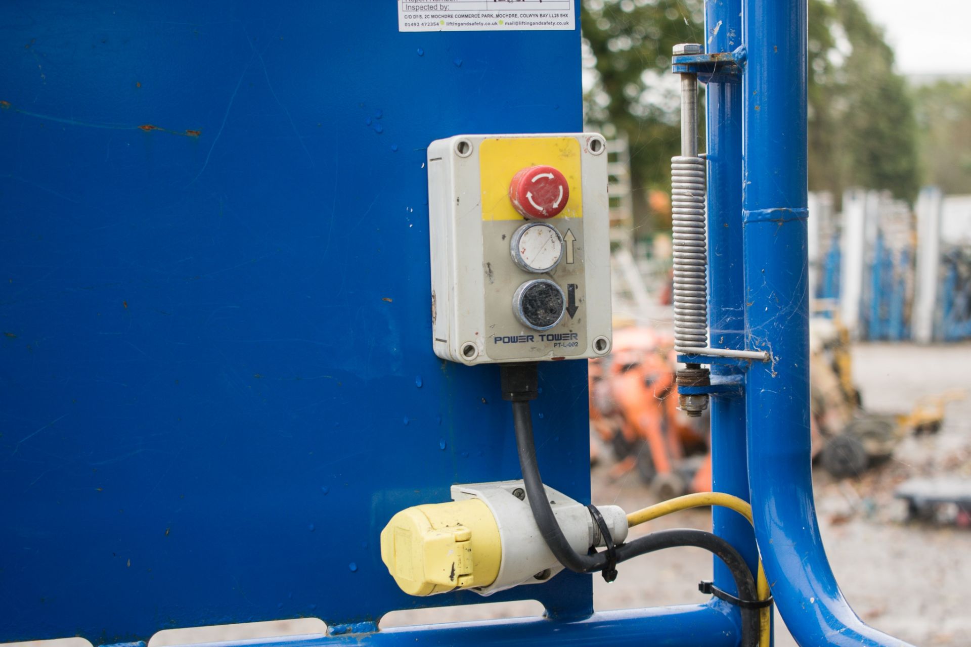 Power Tower push along battery electric scissor lift Year: 2007 08PT0007 - Image 5 of 6