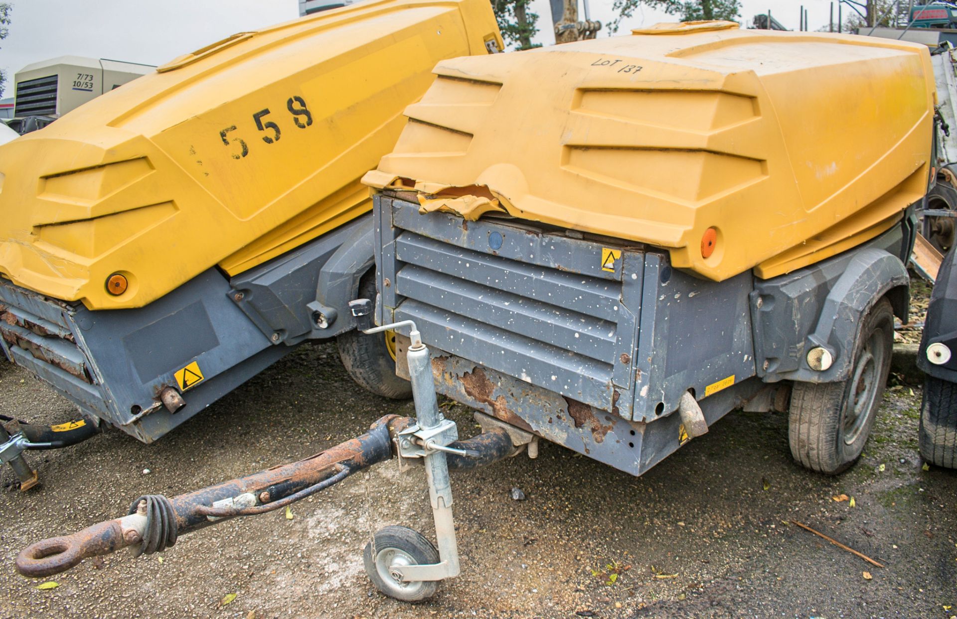 ATLAS COPCO XAS67 diesel driven mobile air compressor Year: 2011 S/N: 164972 Recorded hours: 1537