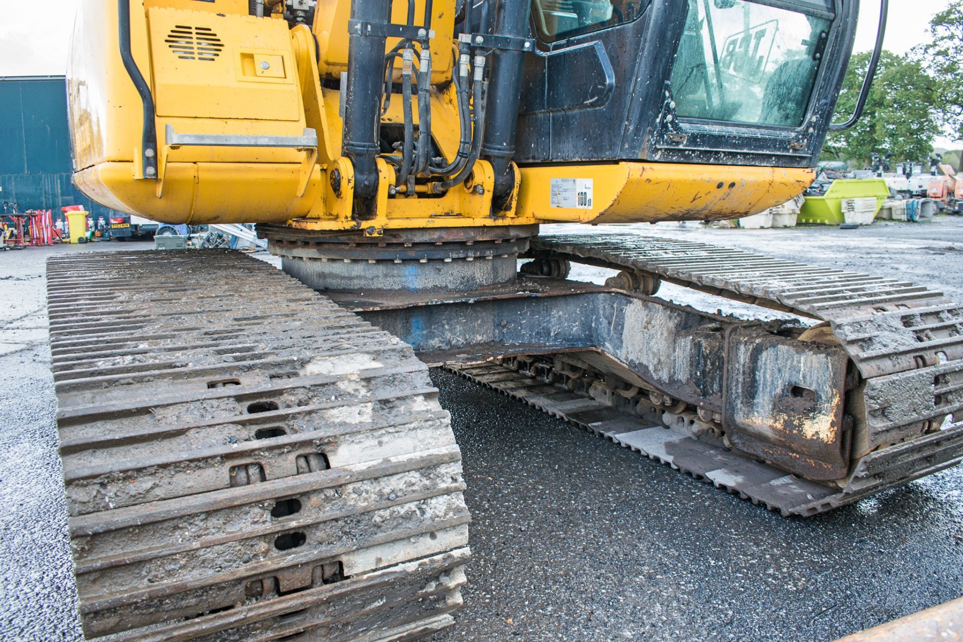 JCB JS130 LC 14 tonne steel tracked excavator Year: 2014 S/N: 2441322 Recorded Hours: 5921 auxillary - Image 15 of 23