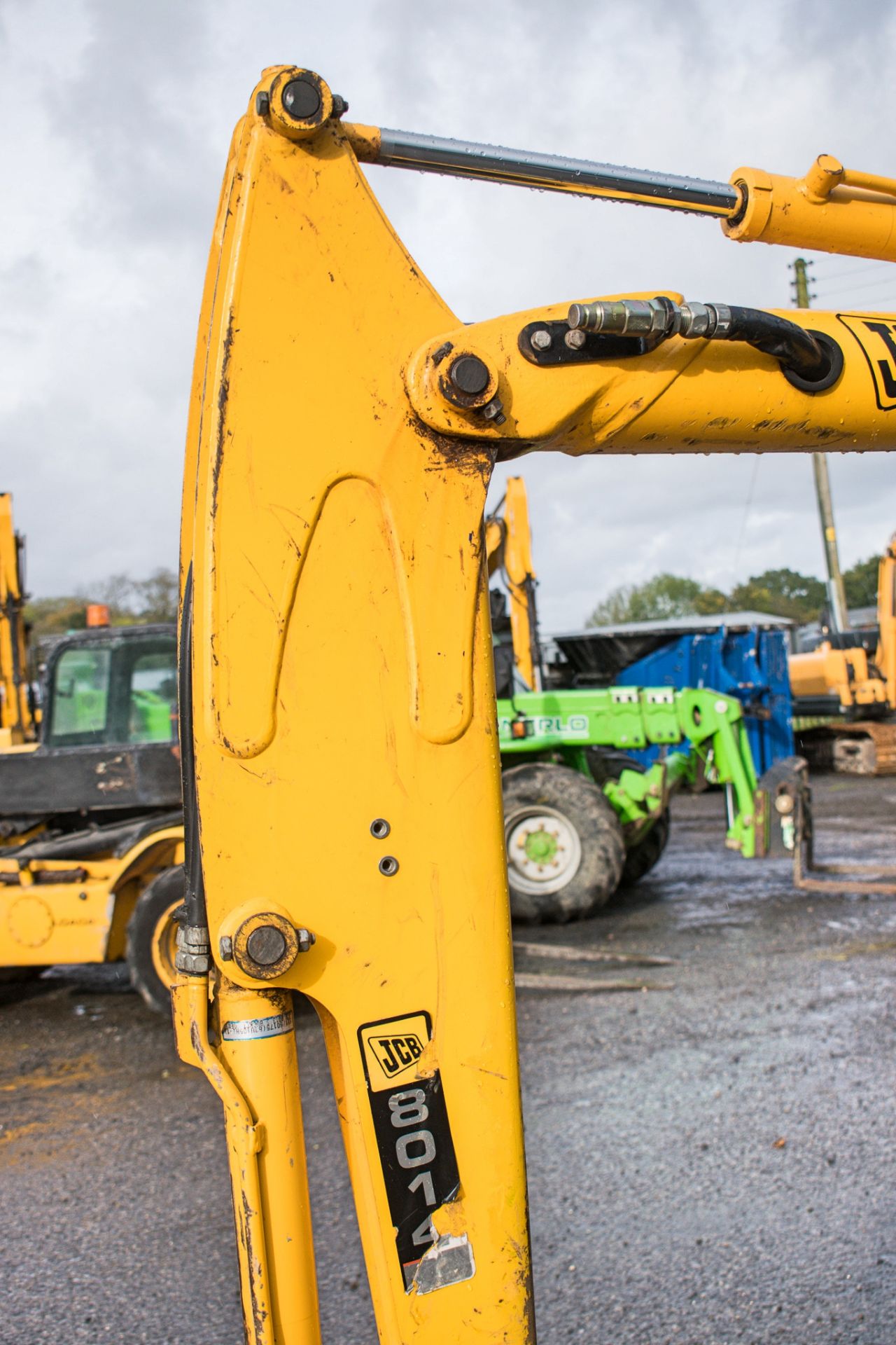 JCB 801.4 1.5 tonne rubber tracked mini excavator Year: 2008 S/N: 285989 Recorded hours: 1261 blade, - Image 13 of 18