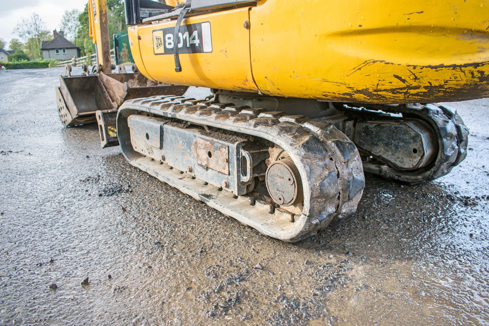 JCB 801.4 1.5 tonne rubber tracked mini excavator Year: 2008 S/N: 285989 Recorded hours: 1261 blade, - Image 7 of 18