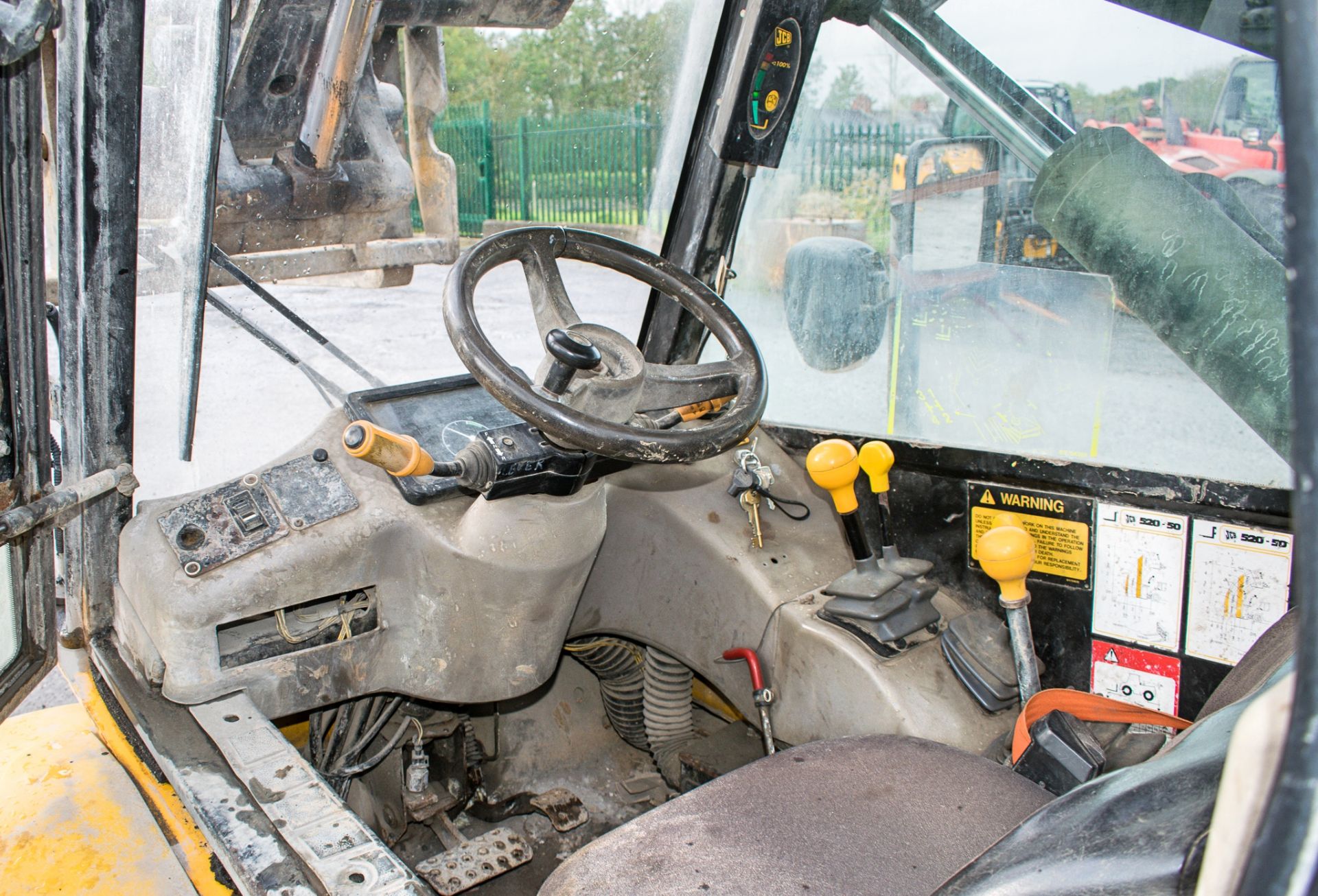 JCB 520-50 5 metre telescopic handler Year: 2007 S/N: 1411347 Recorded Hours: 4471 - Bild 15 aus 15