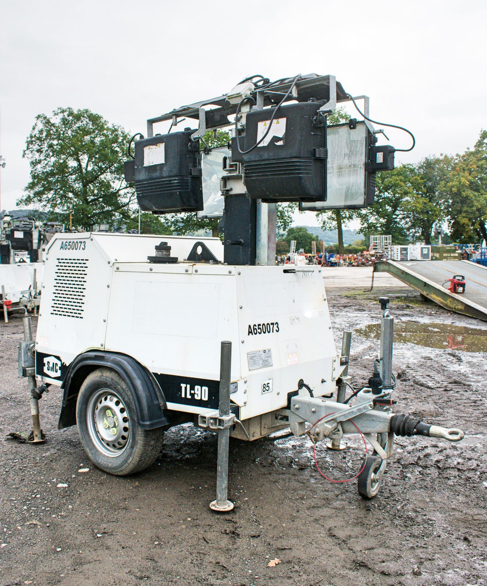 SMC TL-90 diesel driven mobile lighting tower Year: 2014 S/N: 1410660 Recorded Hours: 7195