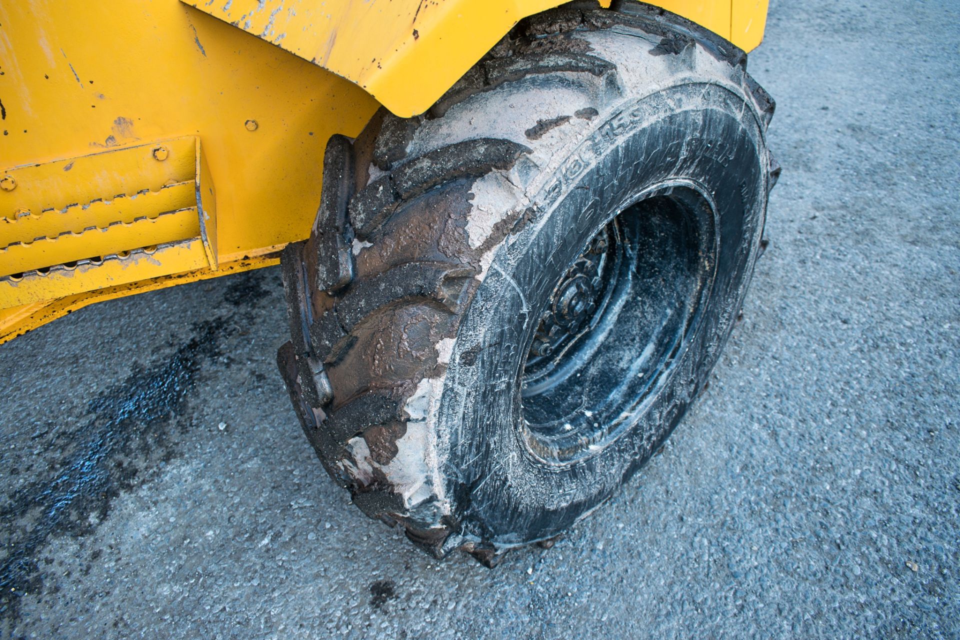 Thwaites 3 tonne straight skip dumper Year: 2005 S/N: 2A5667 Recorded Hours: 2288 1908 - Image 24 of 38