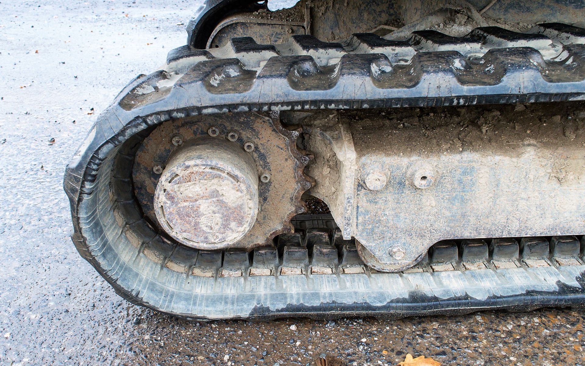 Kubota KX61-3 2.5 tonne rubber tracked mini excavator Year: 2012 S/N: 79211 Recorded Hours: 3061 - Image 10 of 19