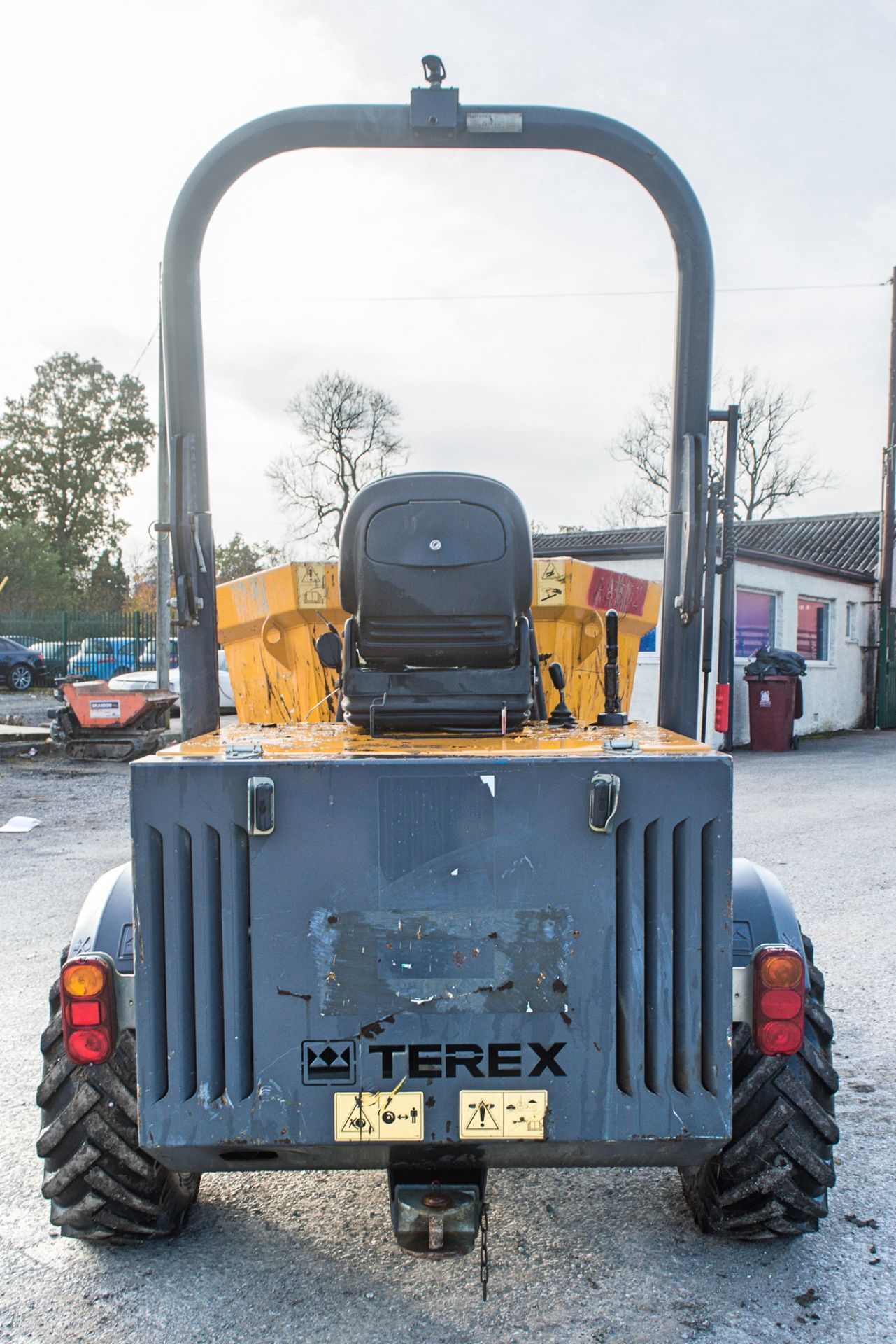 Terex TA3s 3 tonne swivel skip dumper Year: 2014 S/N: EE4PB5478 Recorded Hours: 911 A635102 - Image 6 of 20