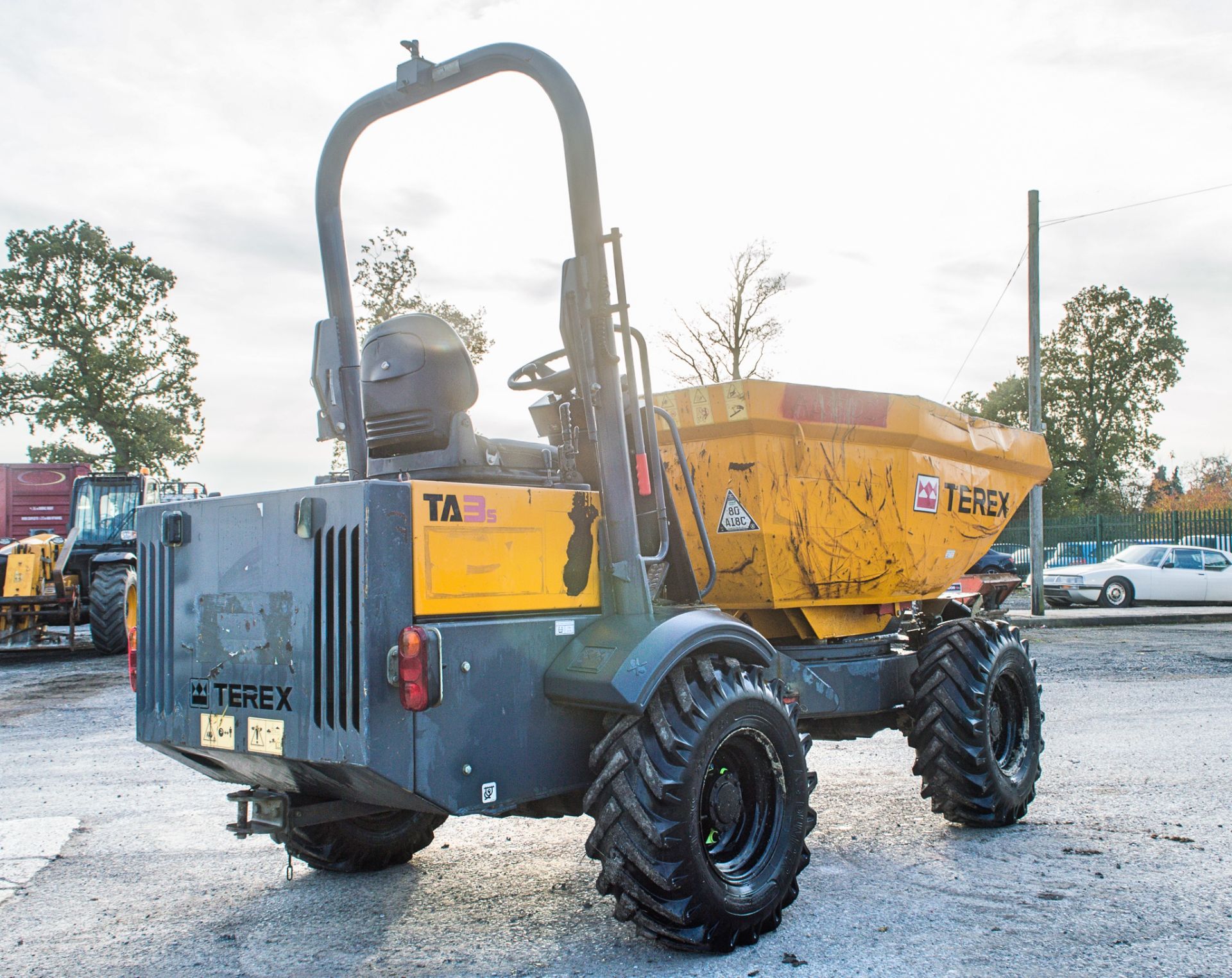 Terex TA3s 3 tonne swivel skip dumper Year: 2014 S/N: EE4PB5478 Recorded Hours: 911 A635102 - Image 4 of 20