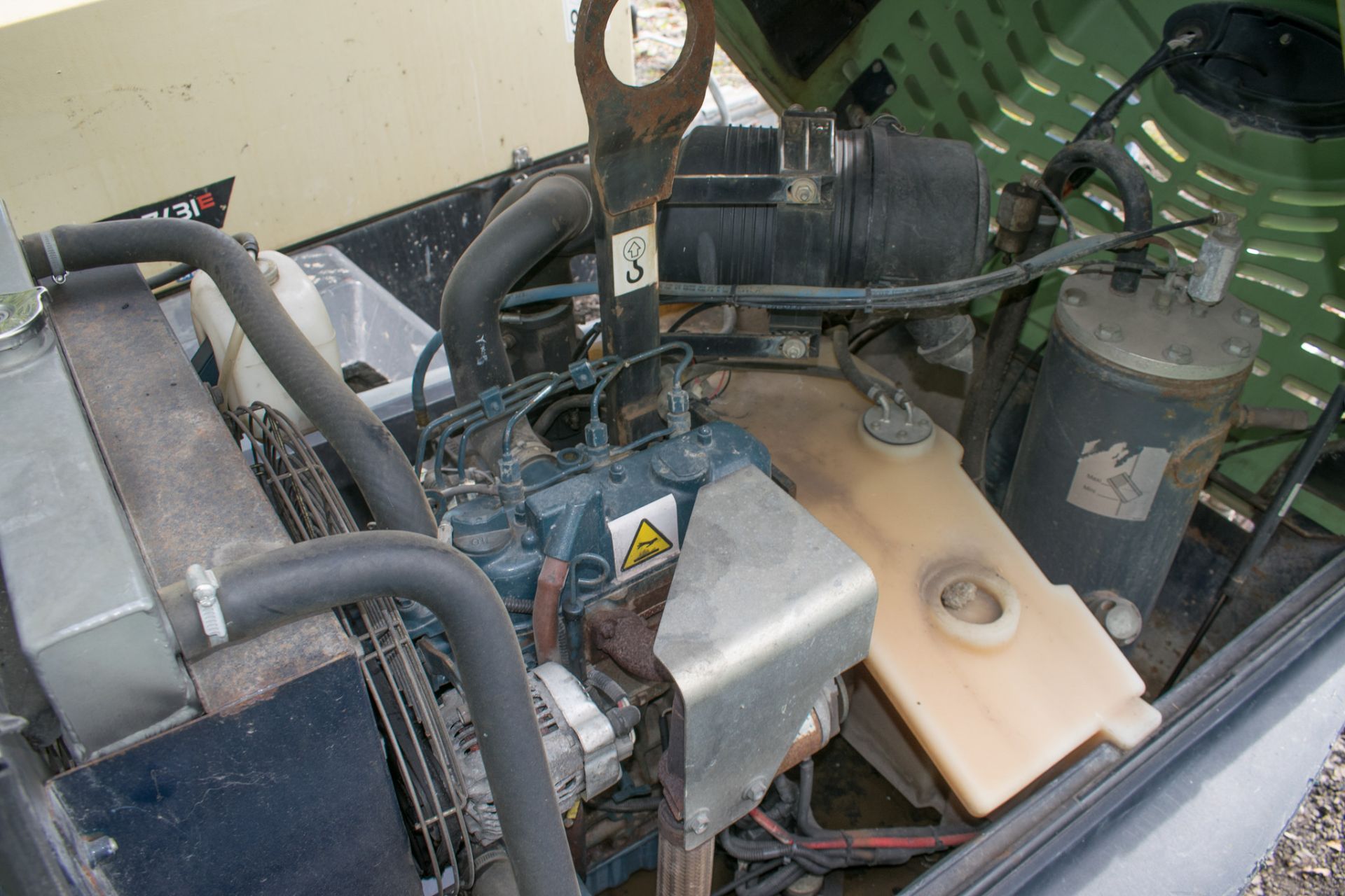SULLAIR 48K diesel driven mobile air compressor Year: 2007 S/N: 348864 Recorded hours: 1368 1023 - Image 3 of 4