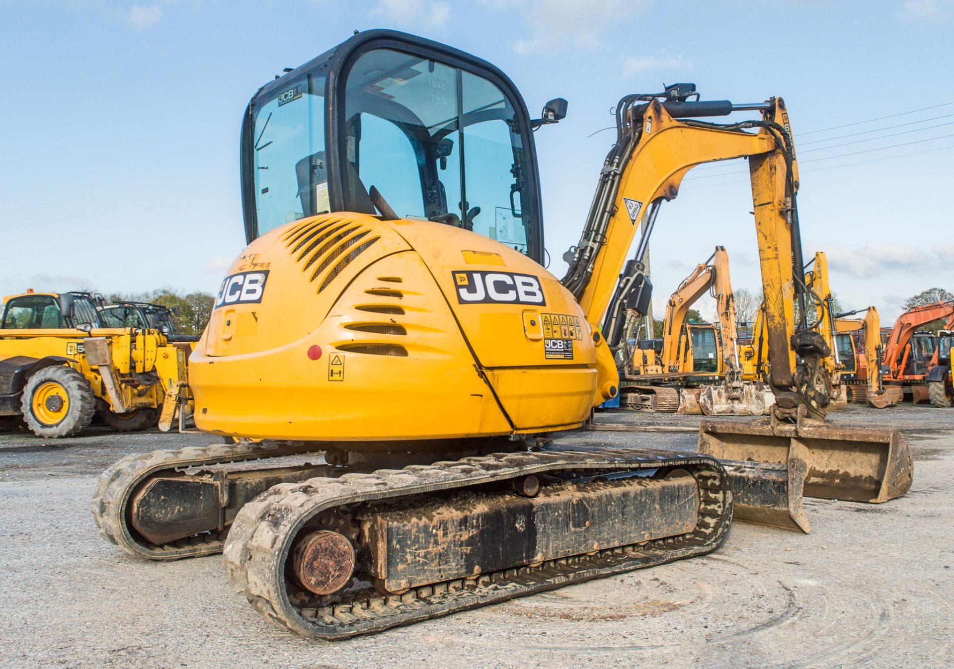 JCB 8050 RTS 5 tonne rubber tracked midi excavator Year: 2013 S/N: 1741865 Recorded Hours: 2397 - Image 4 of 23