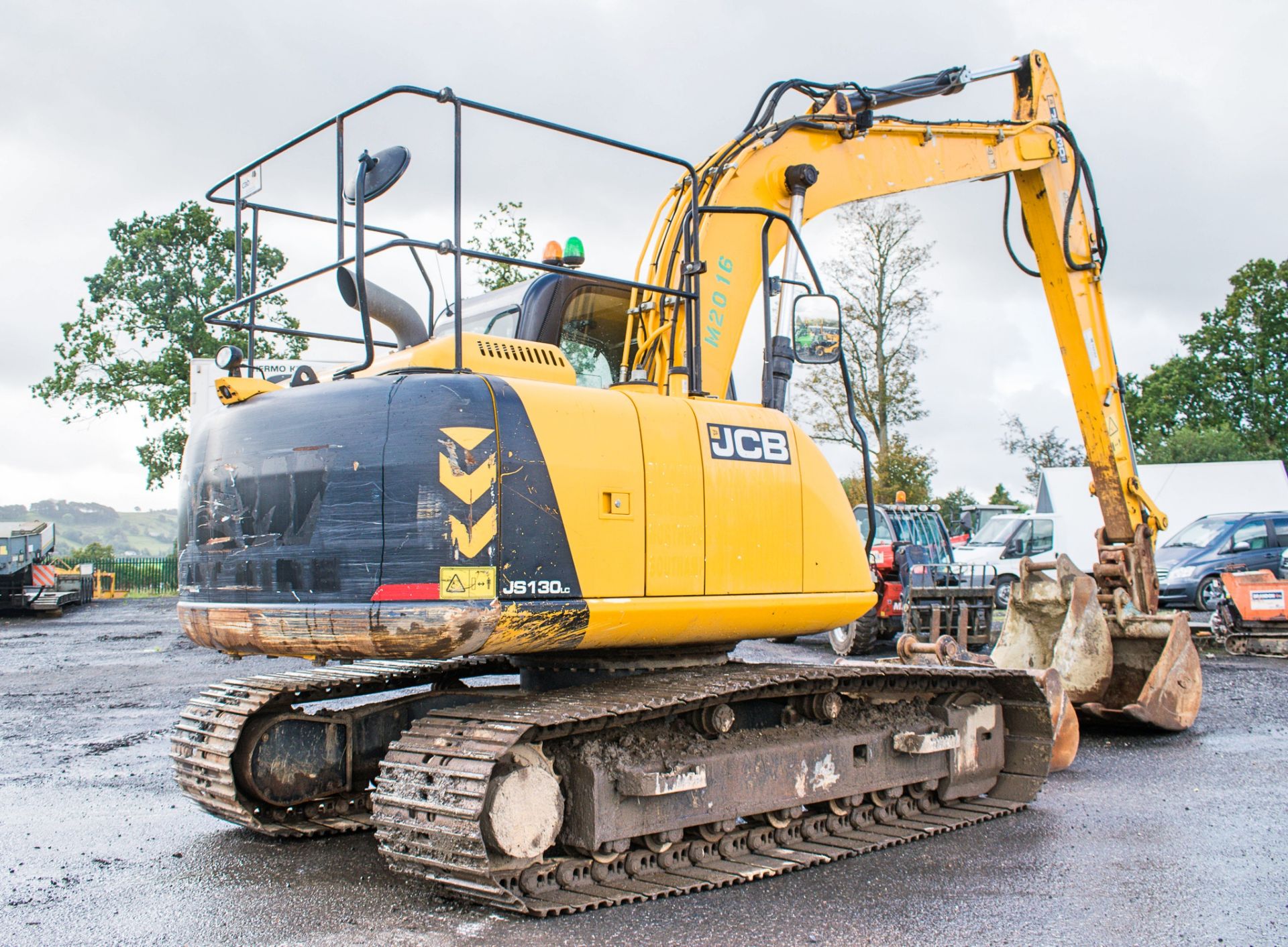 JCB JS130 LC 14 tonne steel tracked excavator Year: 2015 S/N: 2441322 Recorded Hours: 5921 auxillary - Image 4 of 23