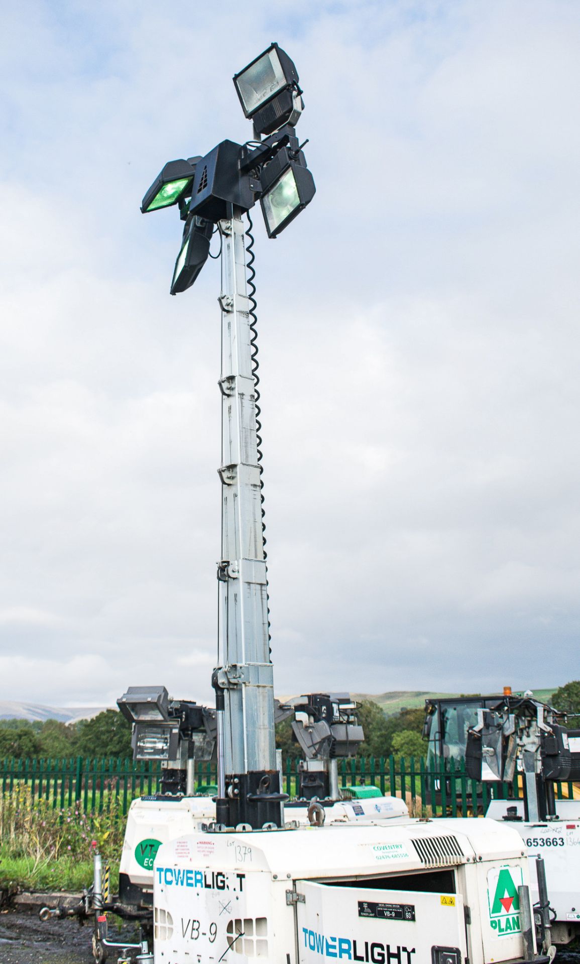 Tower Light VB-9 diesel driven mobile lighting tower Year: 2013 S/N: 1302838 Recorded Hours: 1118 - Image 6 of 9