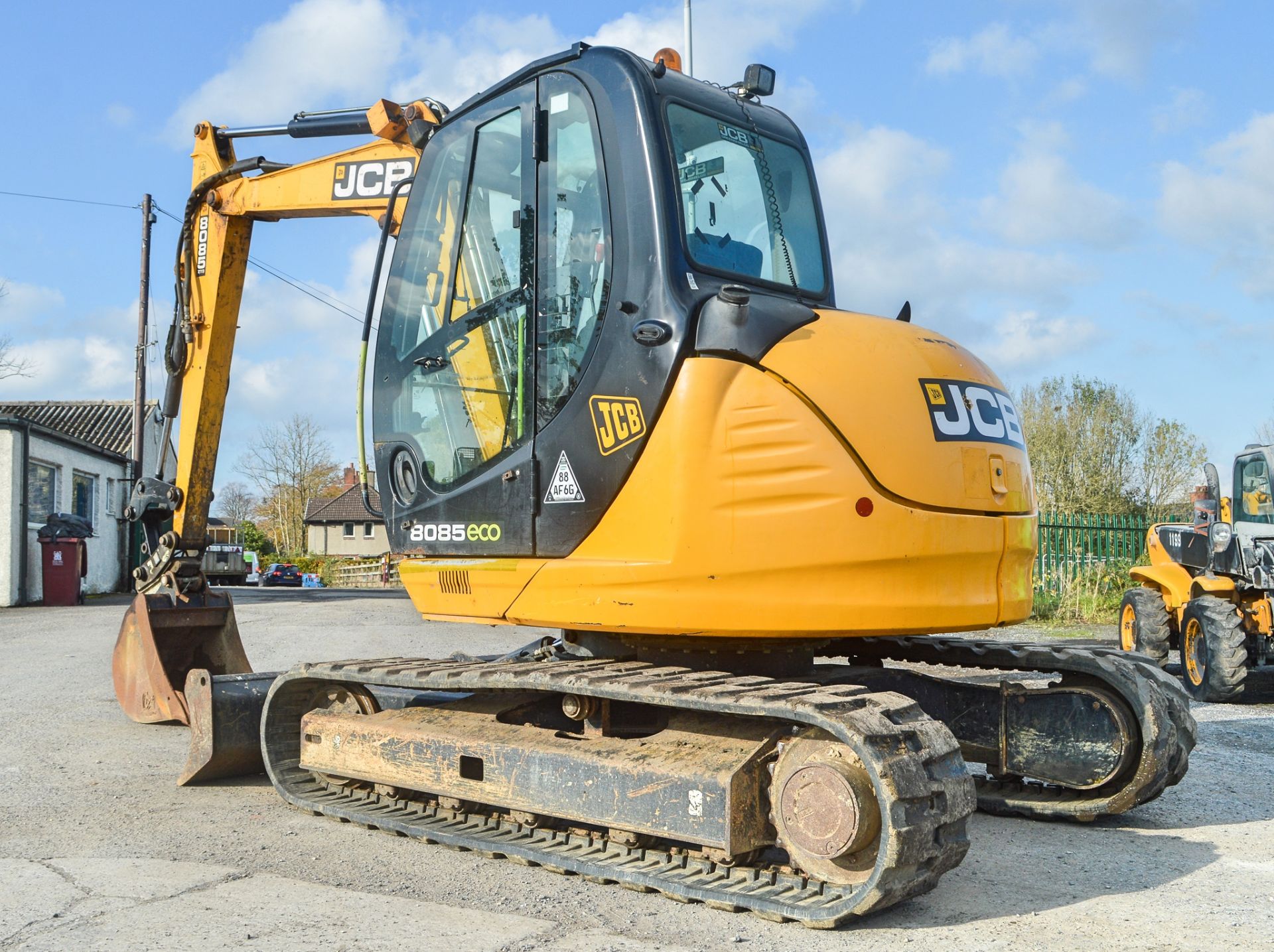 JCB 8085 ZTS 8.5 tonne rubber tracked midi excavator Year: 2012 S/N: 1072502 Recorded Hours: 3250 - Image 3 of 24