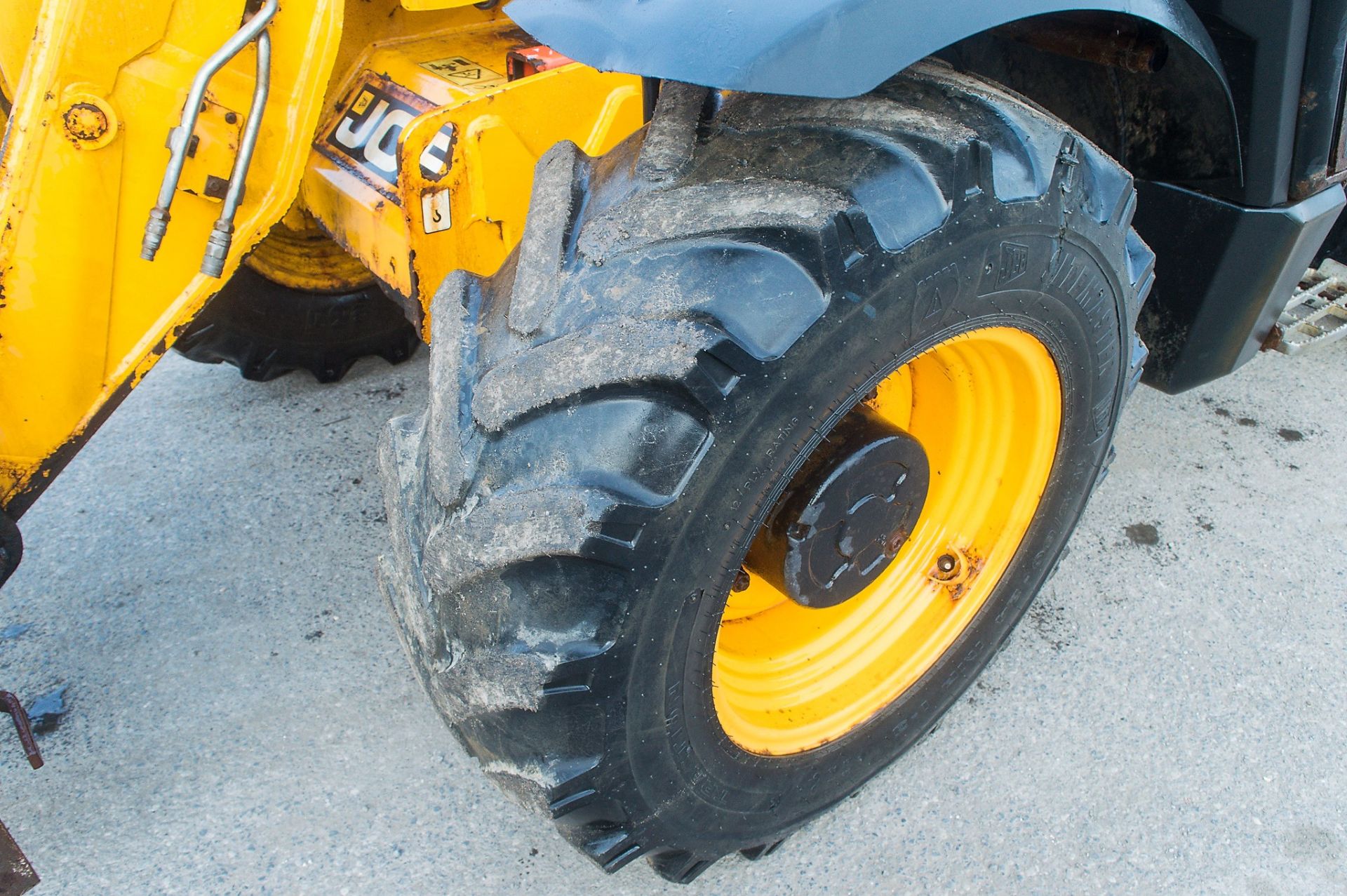 JCB 531-70 7 metre telescopic handler Year: 2014 S/N: 2337067 Recorded Hours: 2020 c/w rear camera - Image 9 of 19