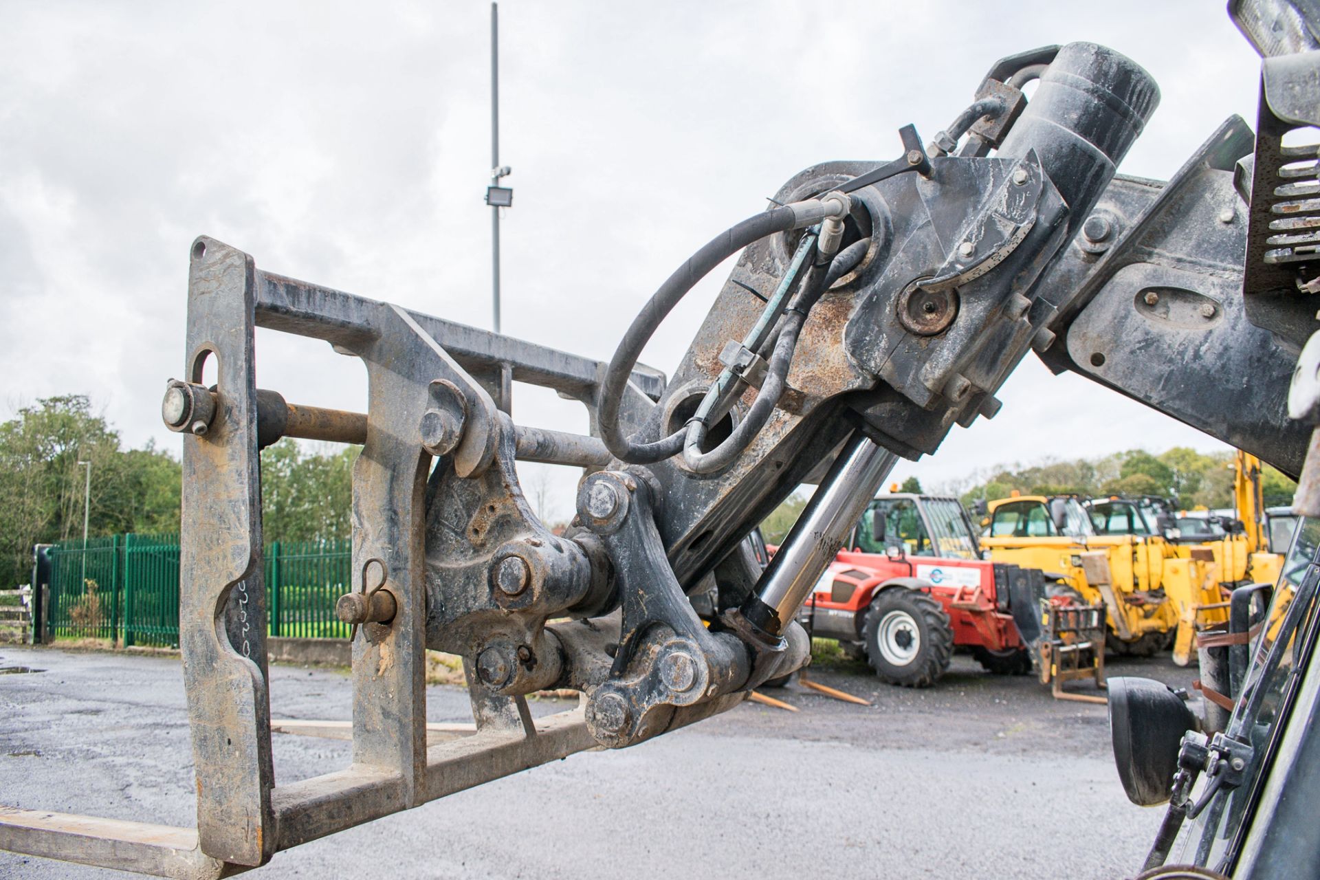 JCB 520-50 5 metre telescopic handler Year: 2007 S/N: 1411347 Recorded Hours: 4471 - Image 12 of 15