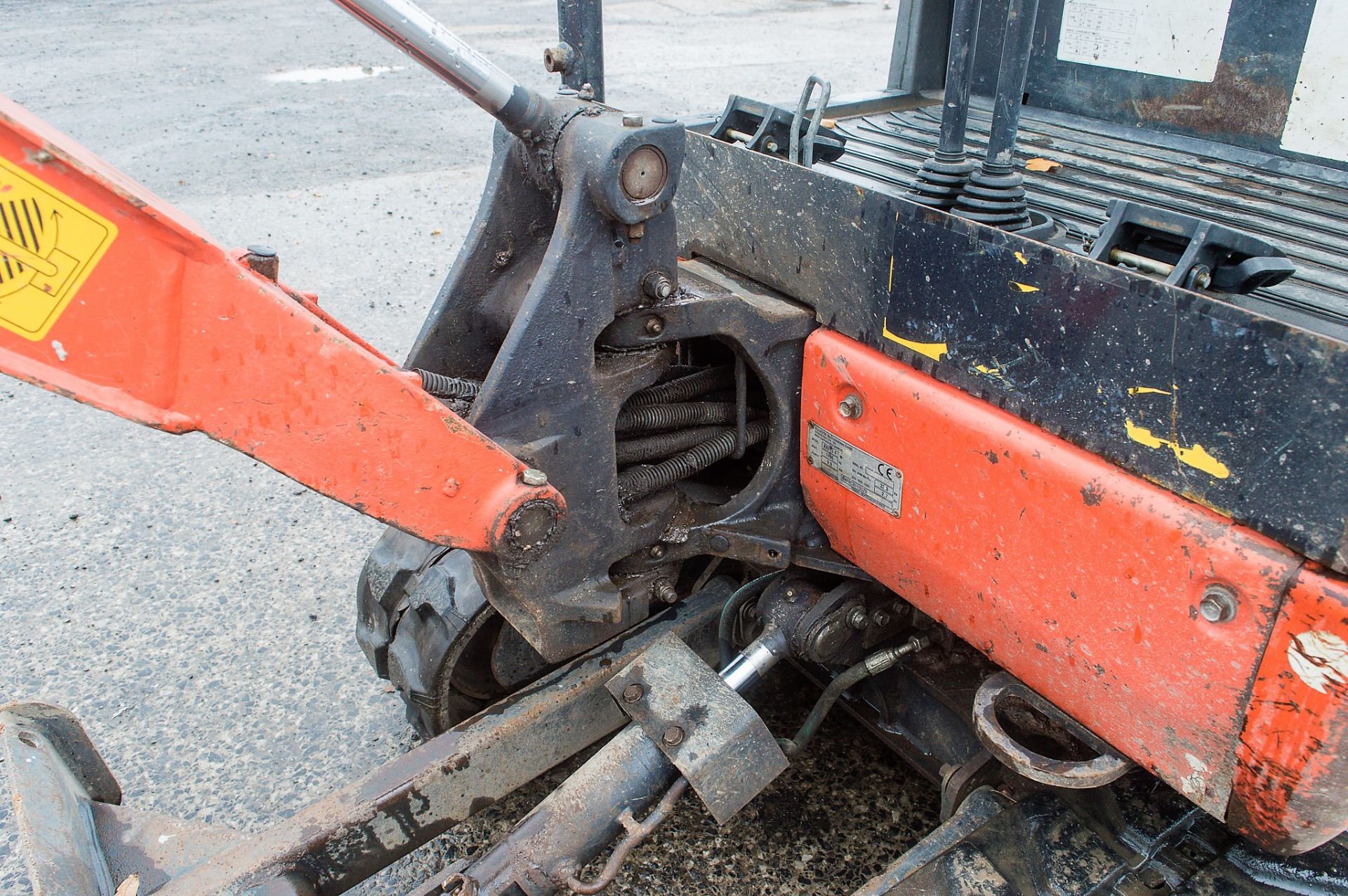 Kubota KX015-4 1.5 tonne rubber tracked mini excavator Year: 2011 S/N: 55607 Recorded Hours: 2768 - Image 14 of 20