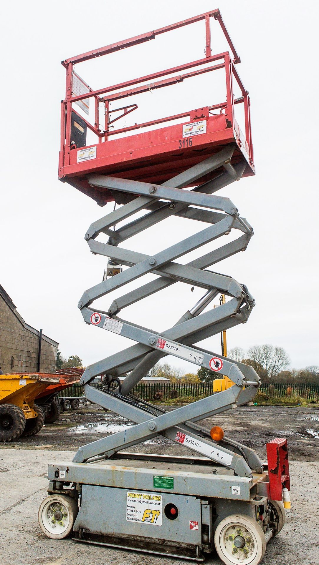 Skyjack SJ 3219 6 metre battery electric scissor lift access platform S/N: 22011960 HYP002 - Image 7 of 9