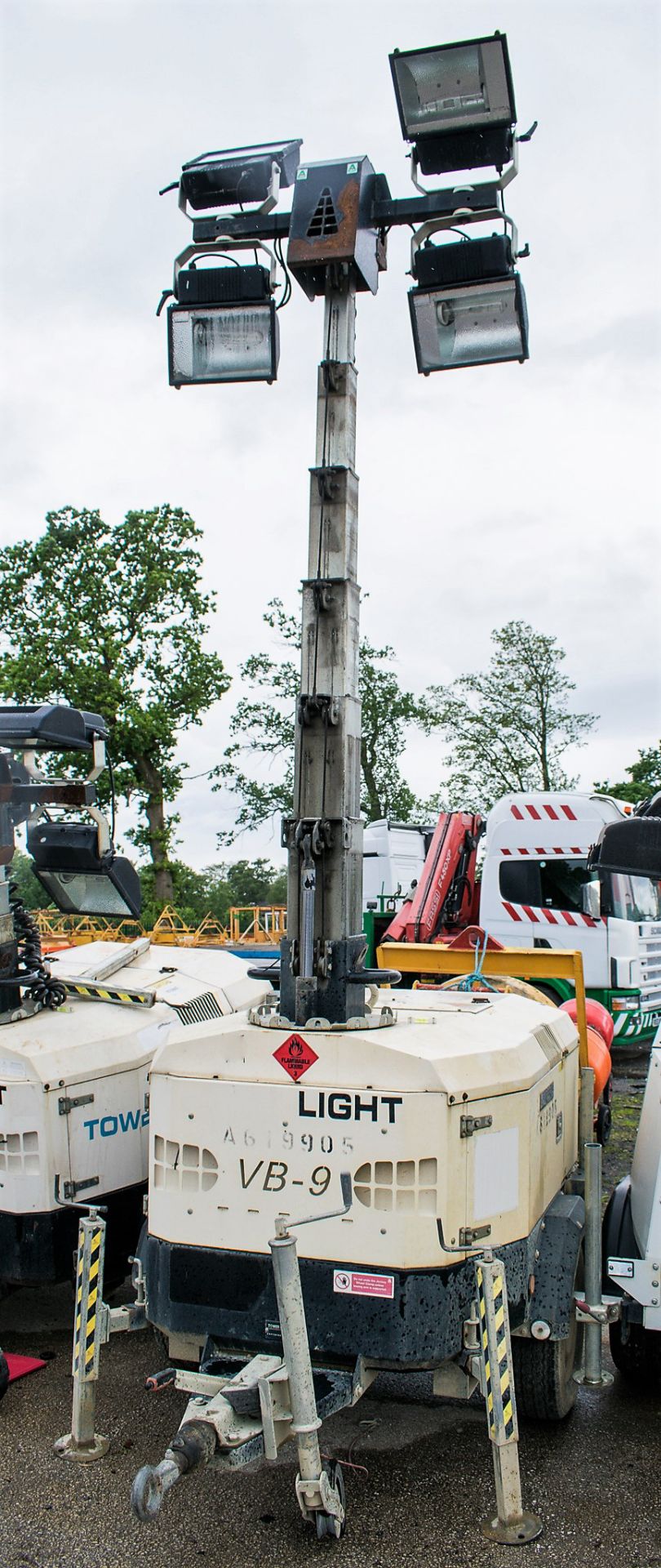 TOWERLIGHT VB-9 diesel driven mobile lighting tower Year: 2013 S/N: 1302841 Recorded hours: 4082 - Image 3 of 5