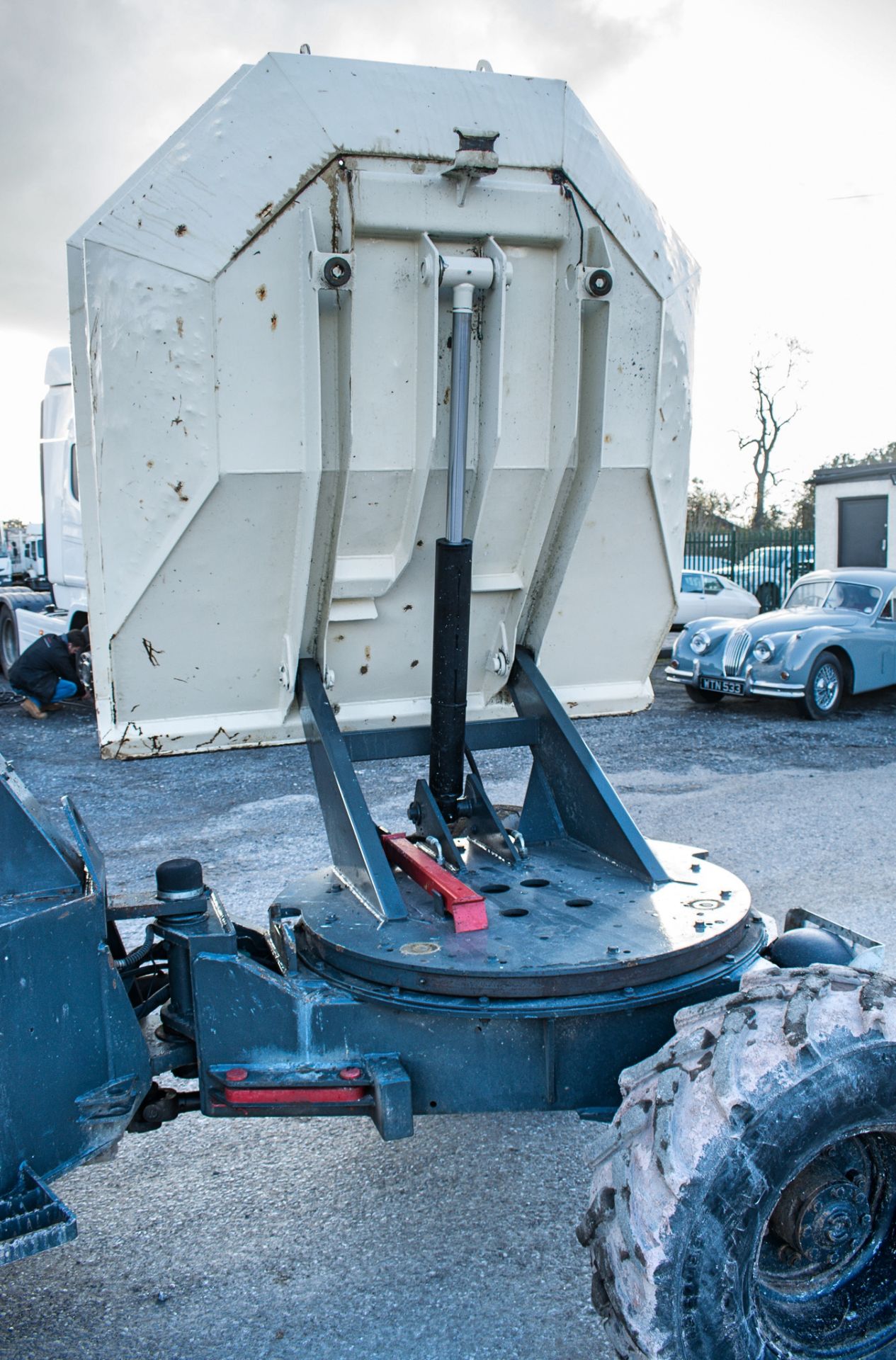 Benford Terex 3 tonne swivel skip dumper Year: 2007 S/N: E705FS196 Recorded Hours: Not displayed ( - Image 15 of 36