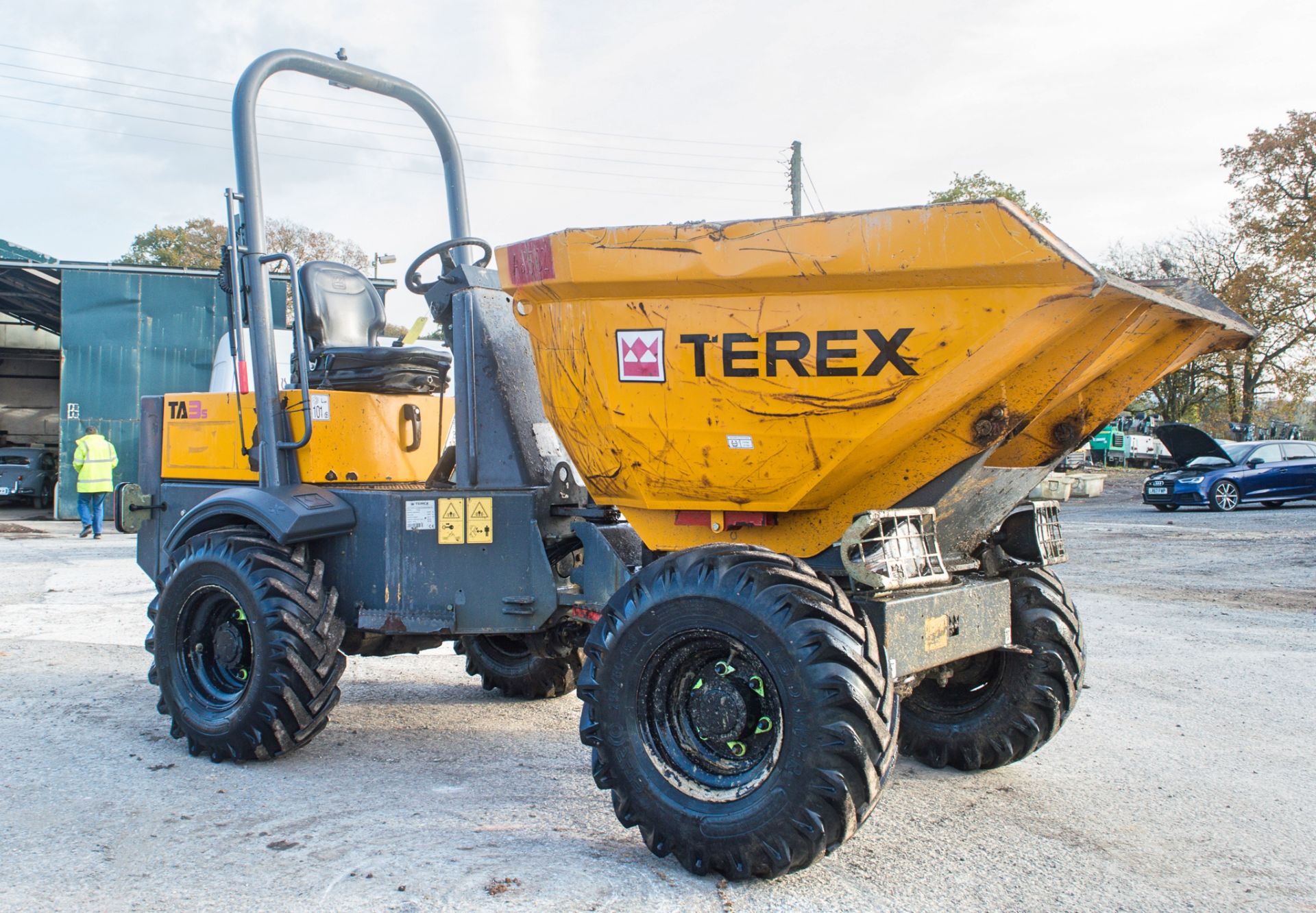 Terex TA3s 3 tonne swivel skip dumper Year: 2014 S/N: EE4PB5478 Recorded Hours: 911 A635102 - Image 2 of 20