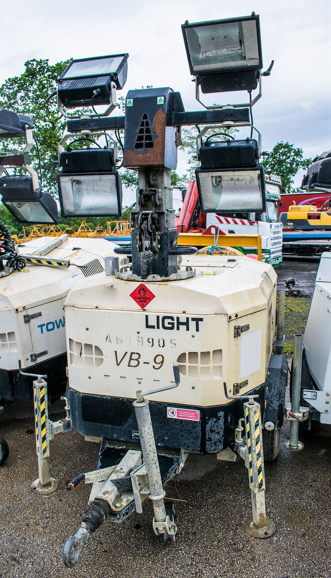 TOWERLIGHT VB-9 diesel driven mobile lighting tower Year: 2013 S/N: 1302841 Recorded hours: 4082