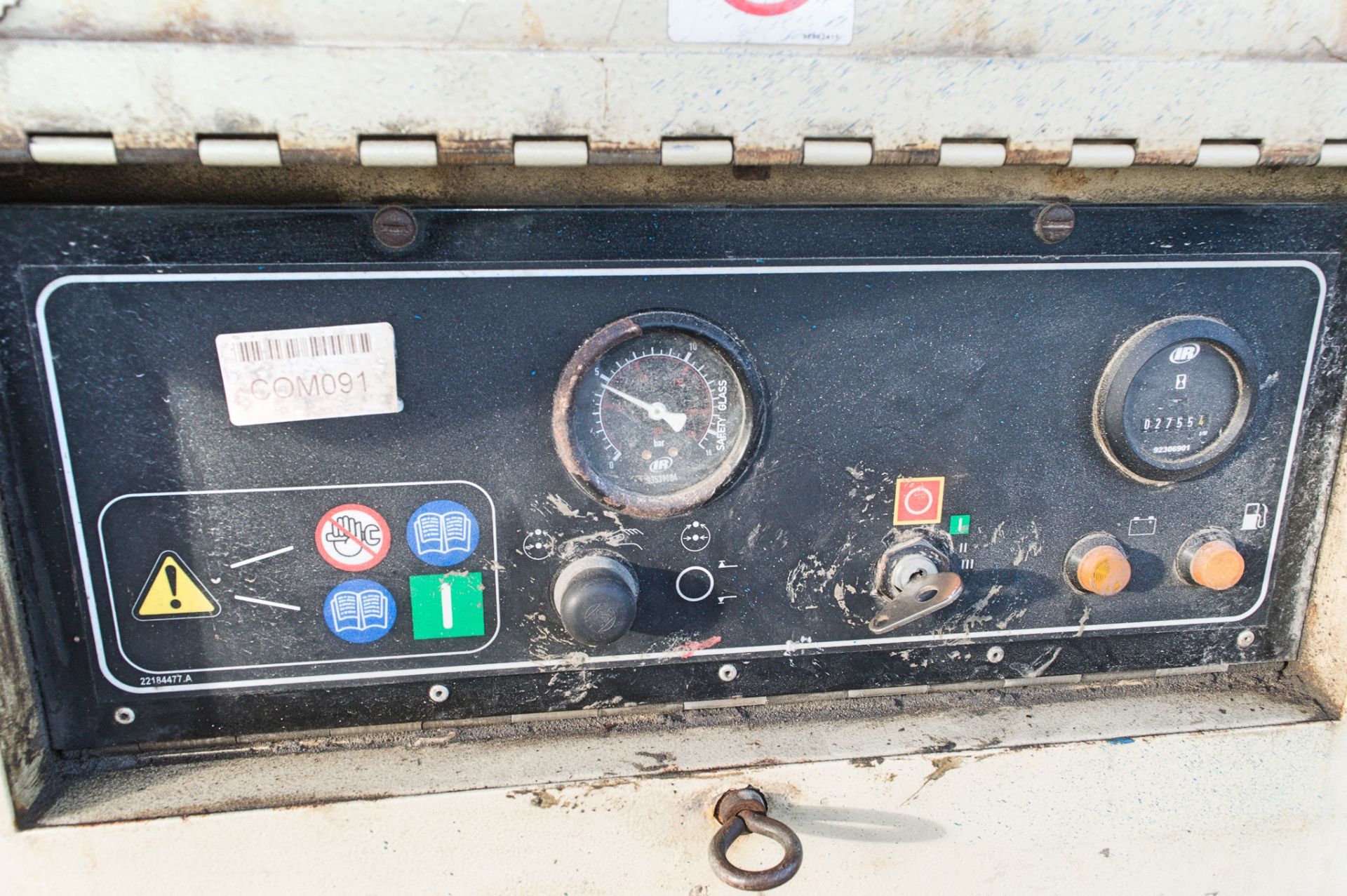 Ingersoll Rand 7/71 diesel driven mobile air compressor Year: 2007 S/N: 621798 Recorded Hours: - Image 4 of 4