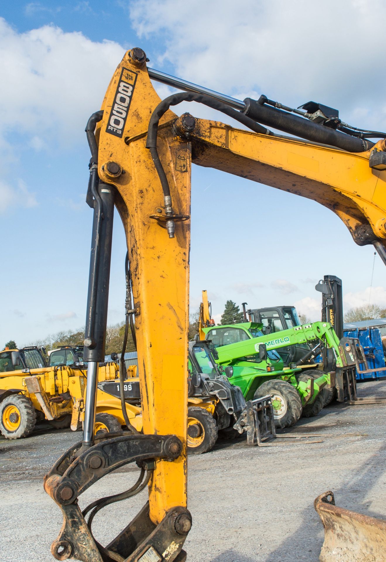 JCB 8050 RTS 5 tonne rubber tracked midi excavator Year: 2013 S/N: 1741865 Recorded Hours: 2397 - Image 13 of 23