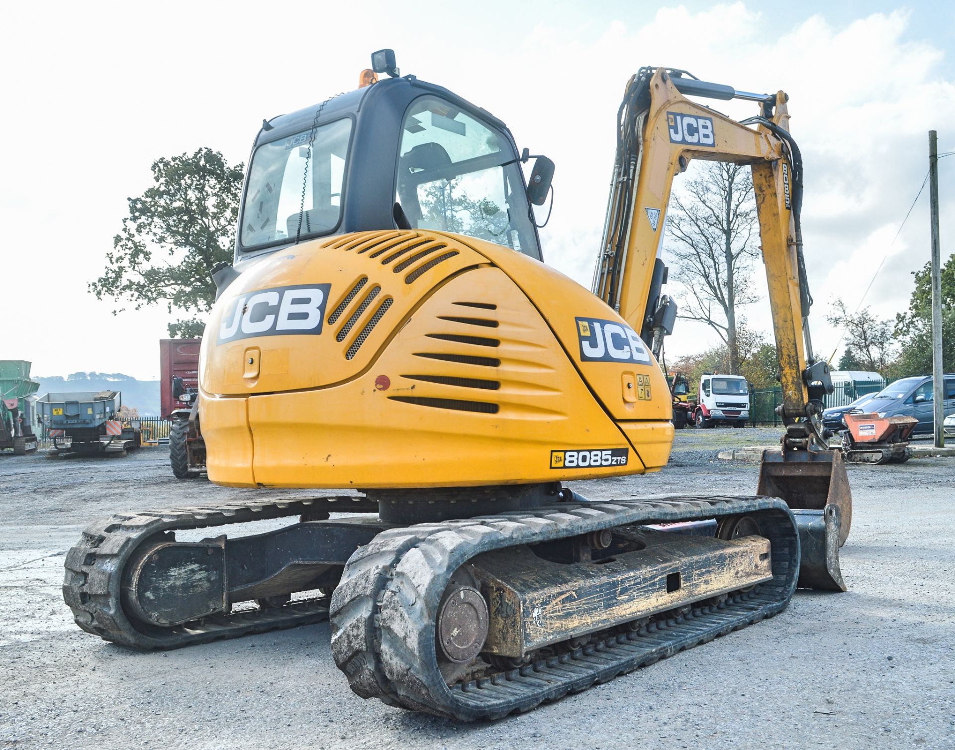 JCB 8085 ZTS 8.5 tonne rubber tracked midi excavator Year: 2012 S/N: 1072502 Recorded Hours: 3250 - Image 4 of 24
