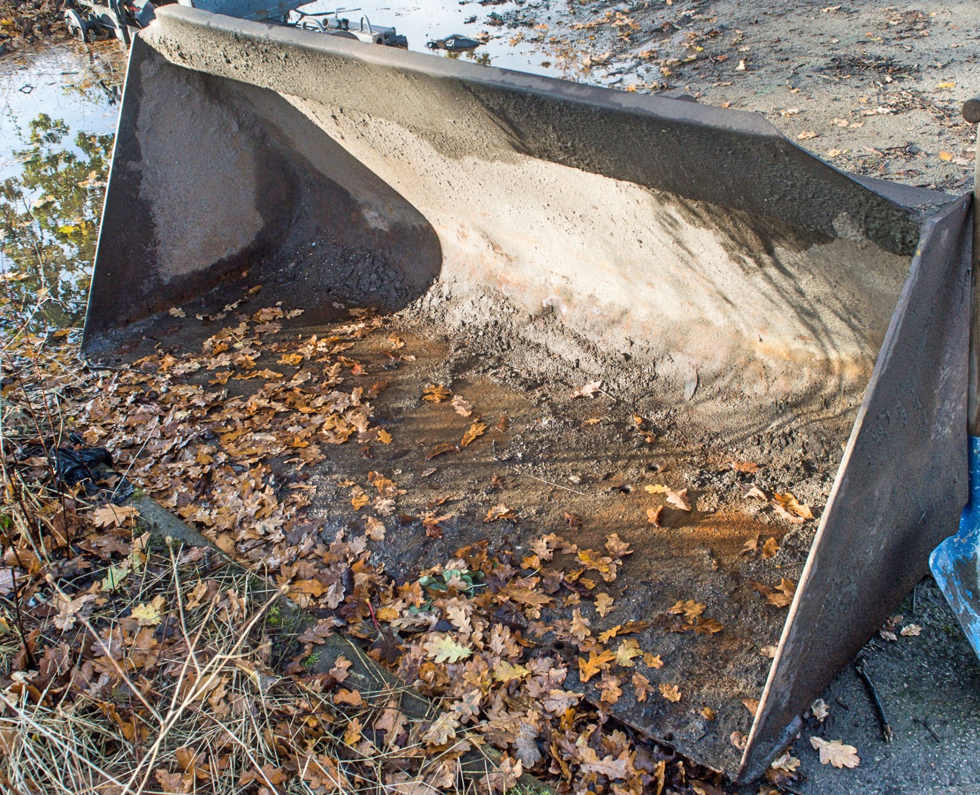 7ft telescopic handler bucket