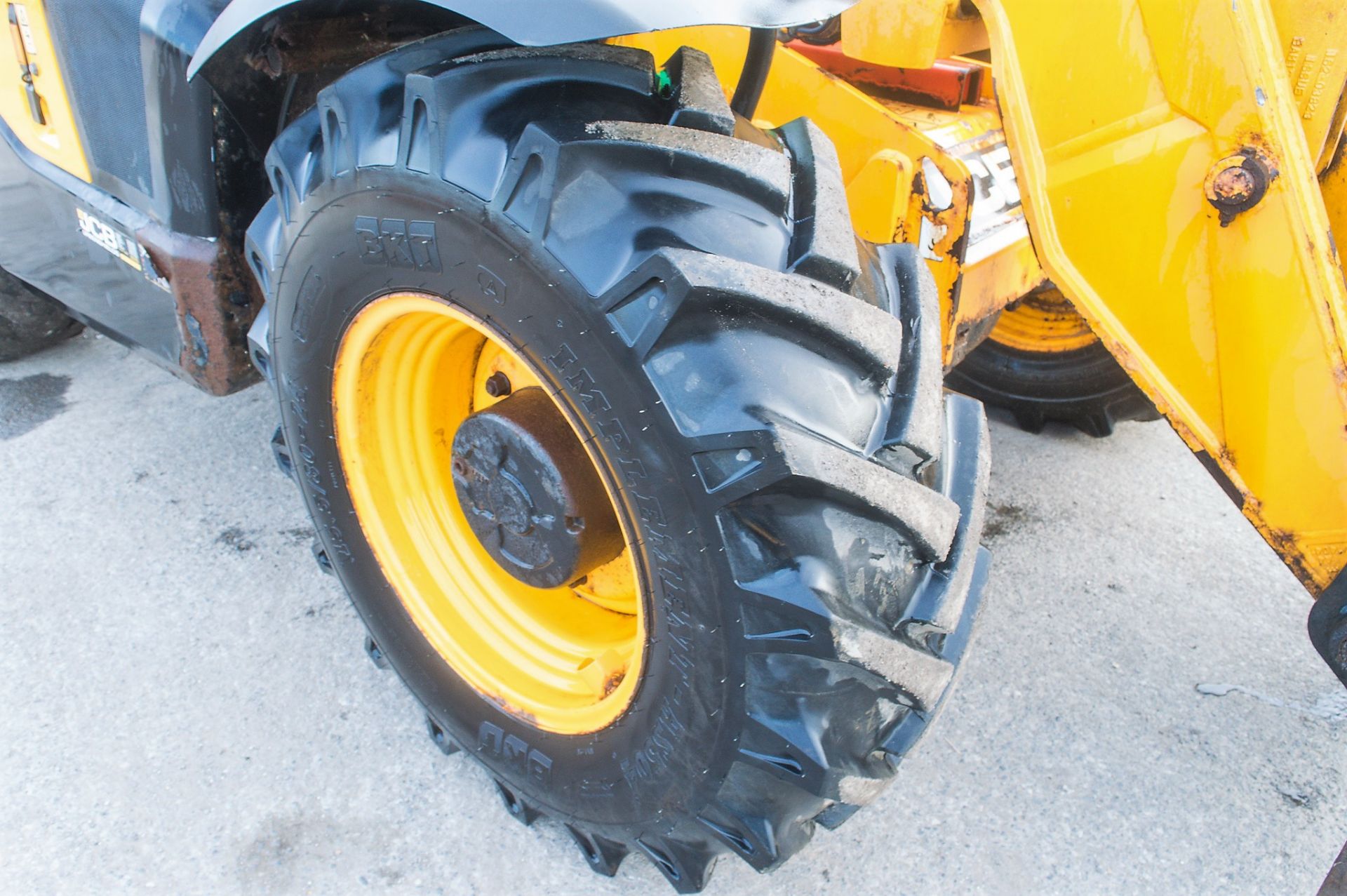 JCB 531-70 7 metre telescopic handler Year: 2014 S/N: 2337067 Recorded Hours: 2020 c/w rear camera - Image 12 of 19