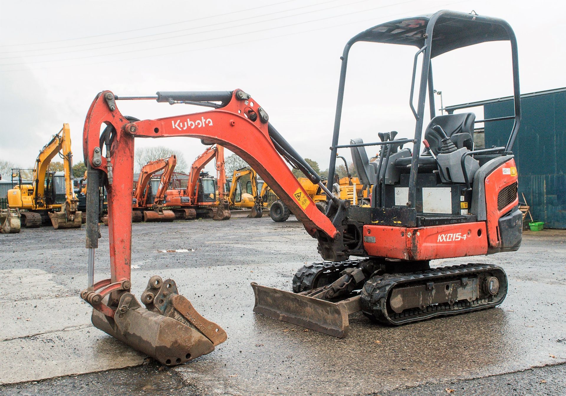 Kubota KX015-4 1.5 tonne rubber tracked mini excavator Year: 2011 S/N: 55607 Recorded Hours: 2768