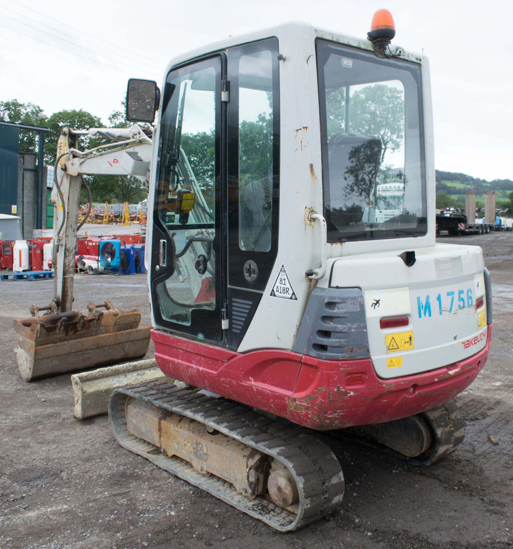 Takeuchi TB 228 2.8 tonne rubber tracked mini excavator  Year: 2014 S/N: 122803281 Recorded Hours: - Image 2 of 14