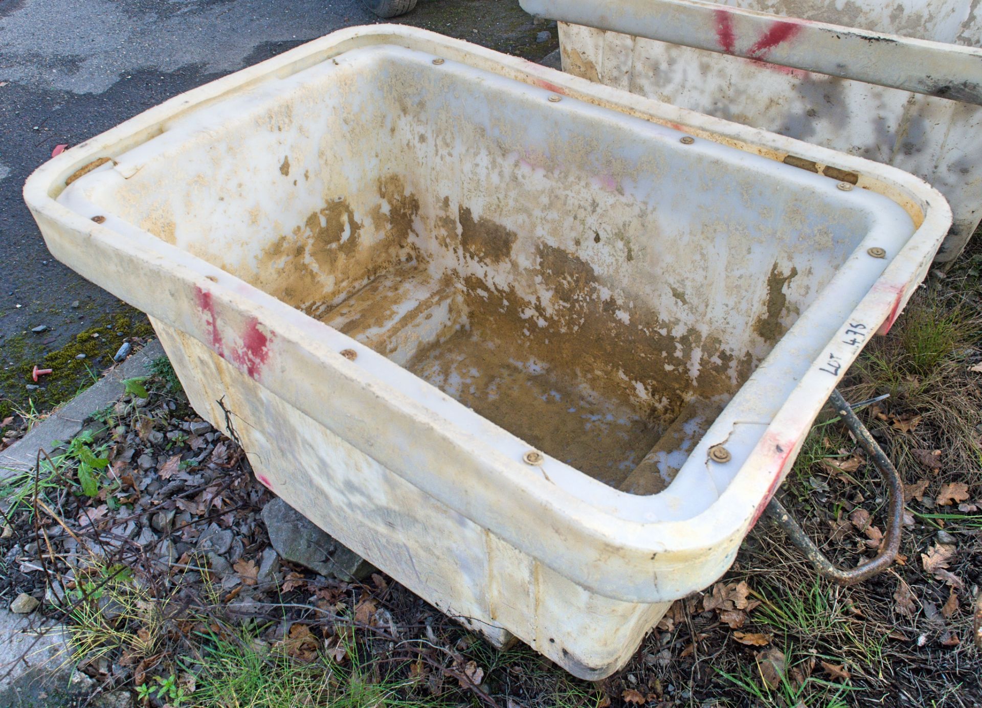 Plastic mortar tub