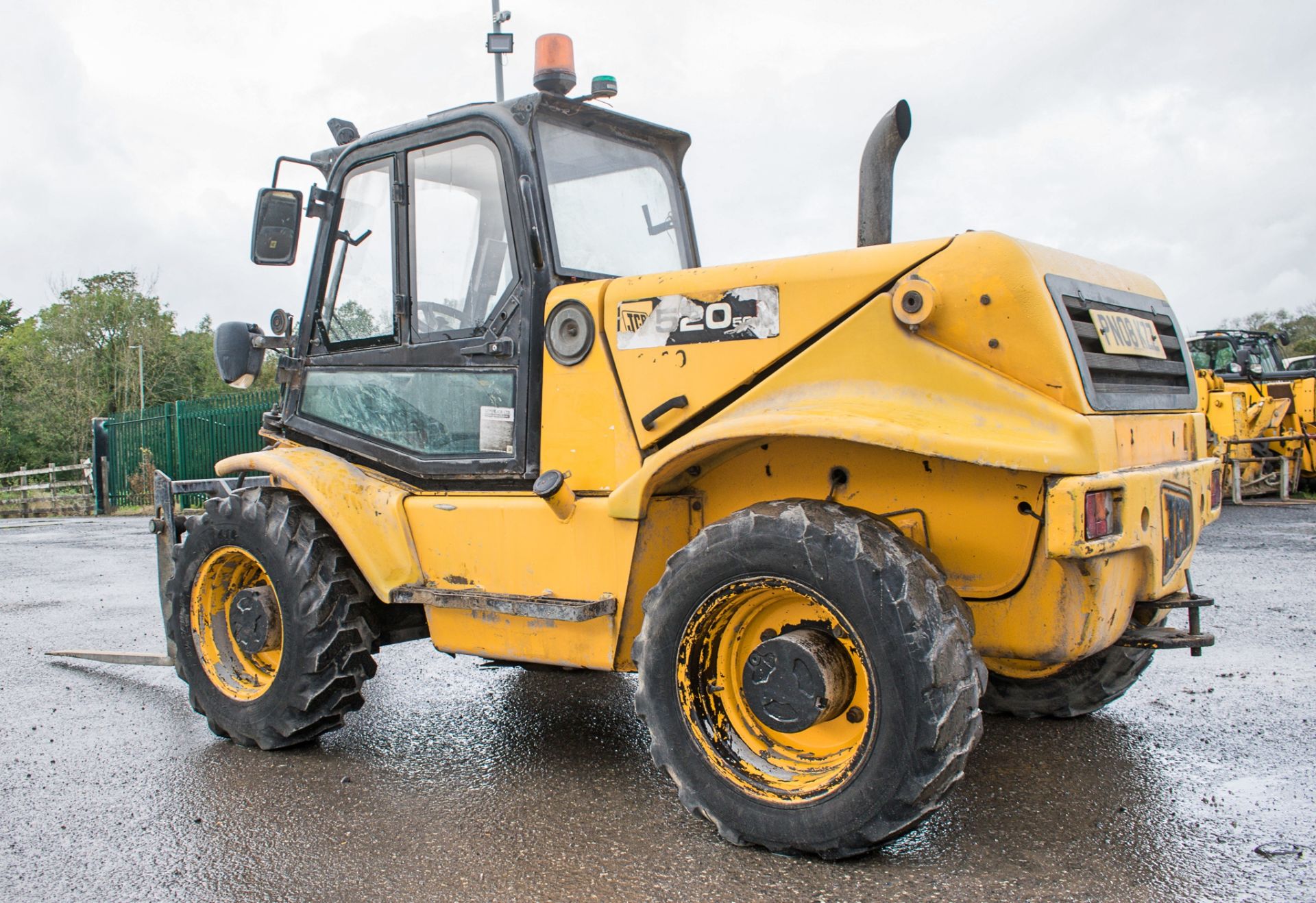 JCB 520-50 5 metre telescopic handler Year: 2007 S/N: 1411347 Recorded Hours: 4471 - Image 4 of 15